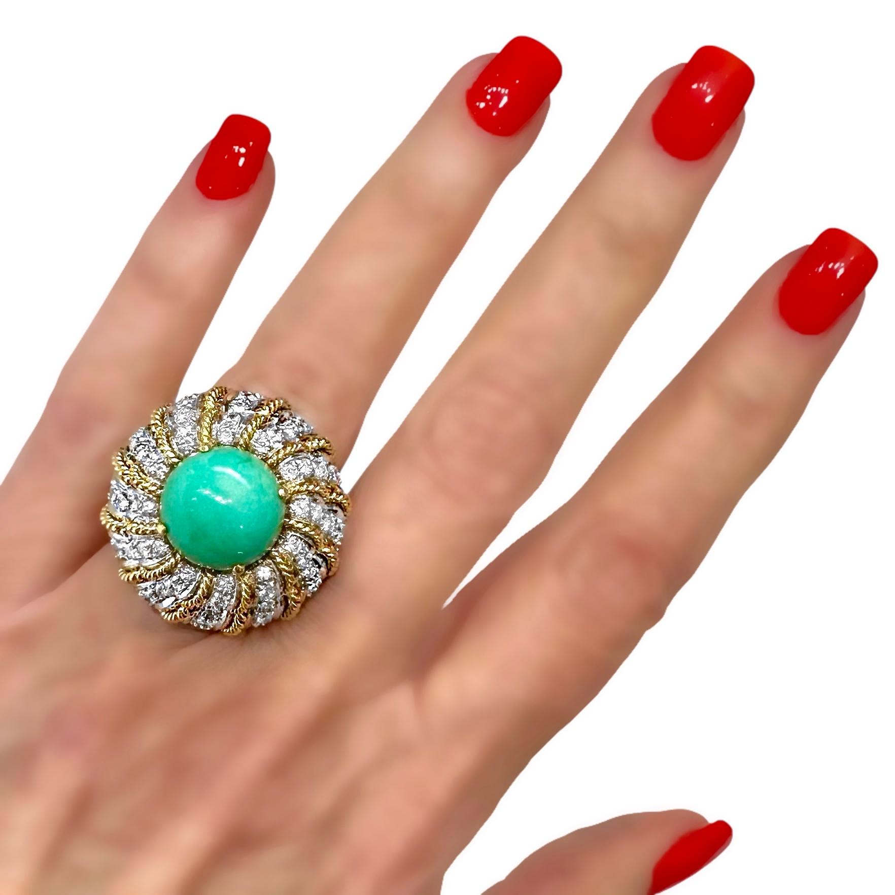 Large Scale Vintage 18K Gold Diamond Encrusted & Turquoise Dimensional Dome Ring For Sale 3