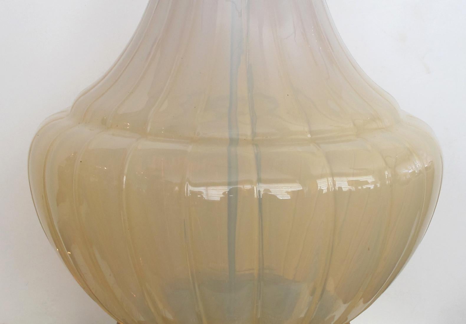 North American Large-Scaled Murano Midcentury Butter-Cream Opaque Glass Lamp
