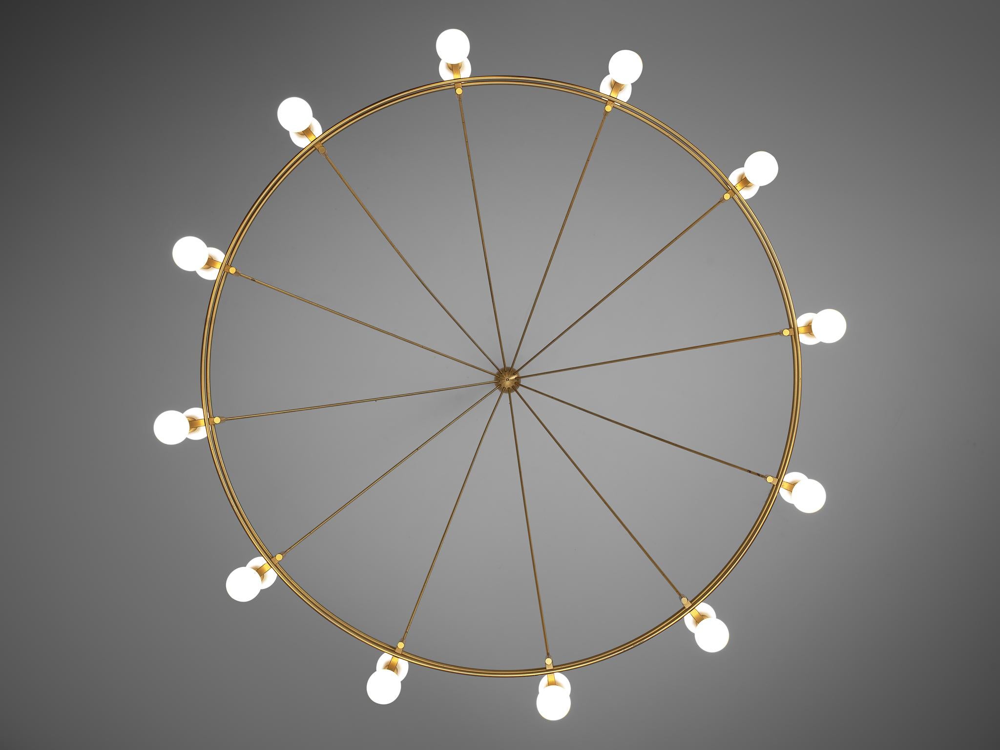 Large Scandinavian Chandelier in Brass, 1960s In Good Condition In Waalwijk, NL