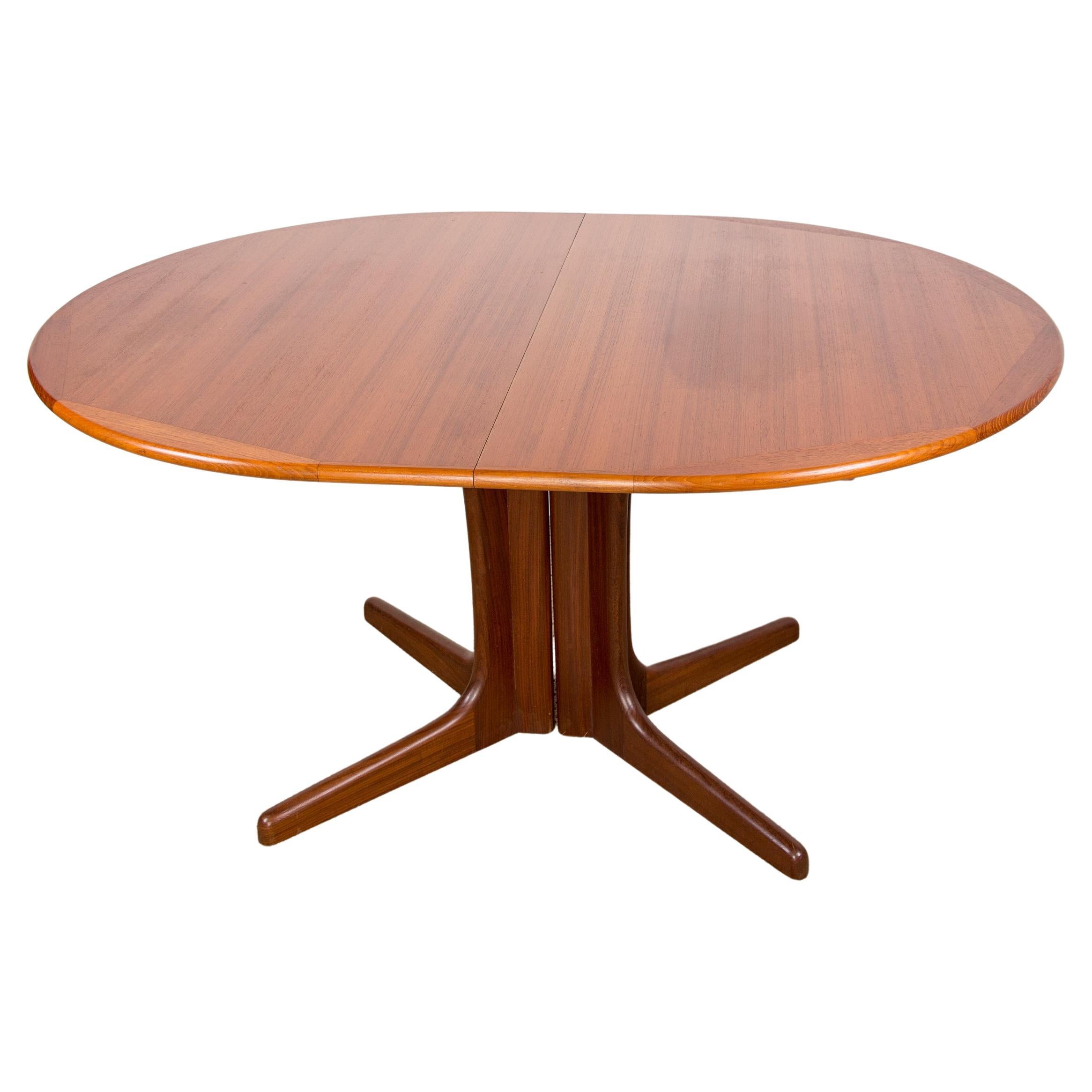 Large Scandinavian Oval Extendable Teak Dining Table with Central Foot, 1960