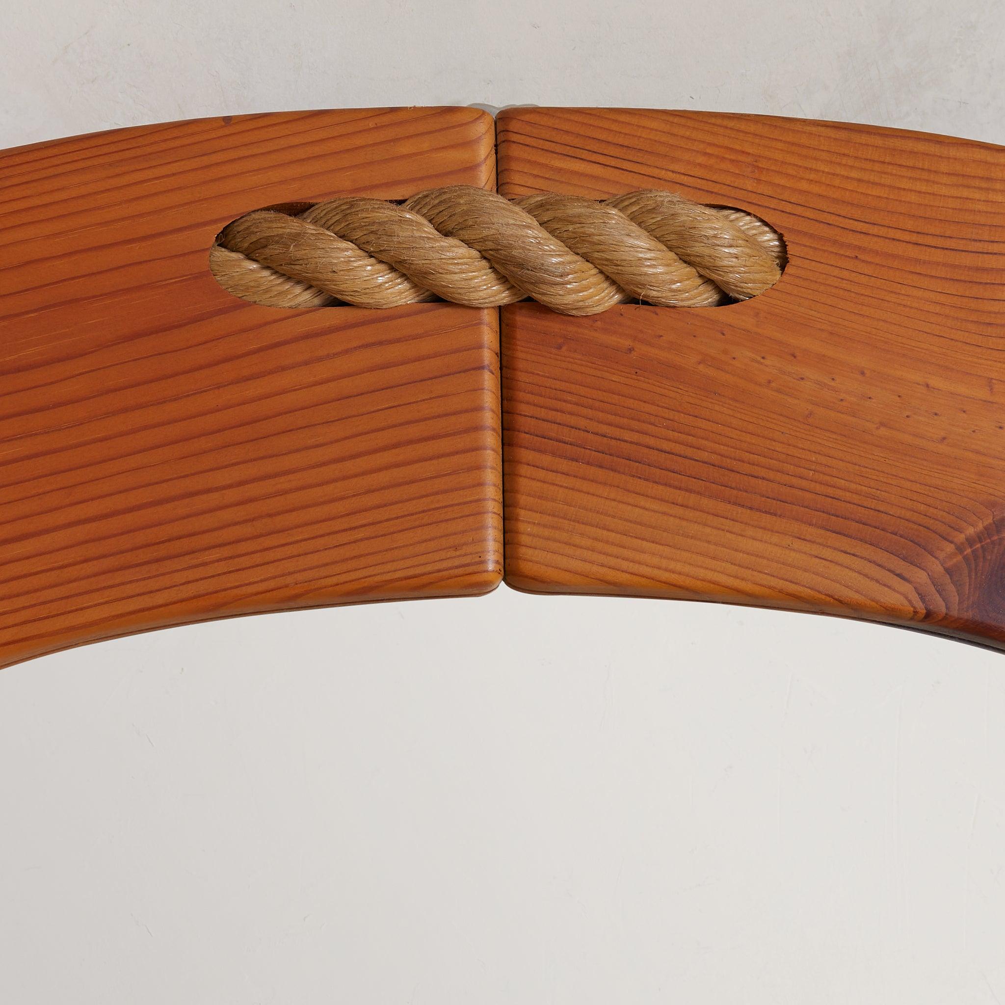 Gran espejo de pared ovalado escandinavo de pino y cuerda, años 70 Escandinavo en venta