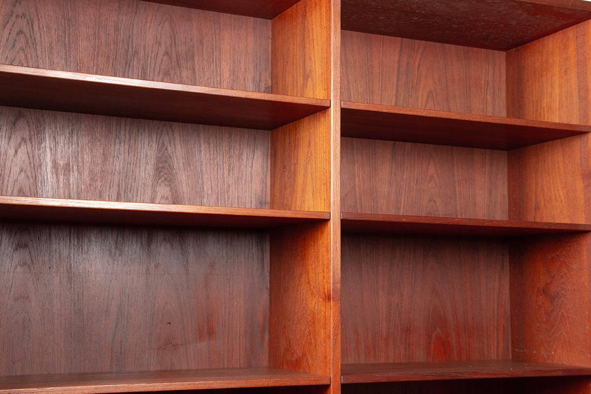 Large Scandinavian teak shelf, 6 adjustable shelves by Borge Mogensen 1960. For Sale 5