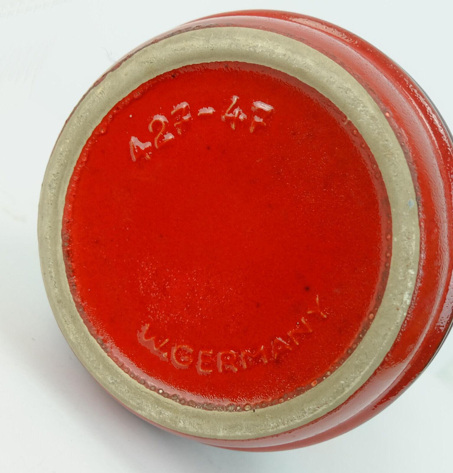 Großes Scheurich-Keramik-Bodenteppich Modell 427-47 mit rot-orange-schwarzen Streifen im Zustand „Gut“ in Mannheim, DE