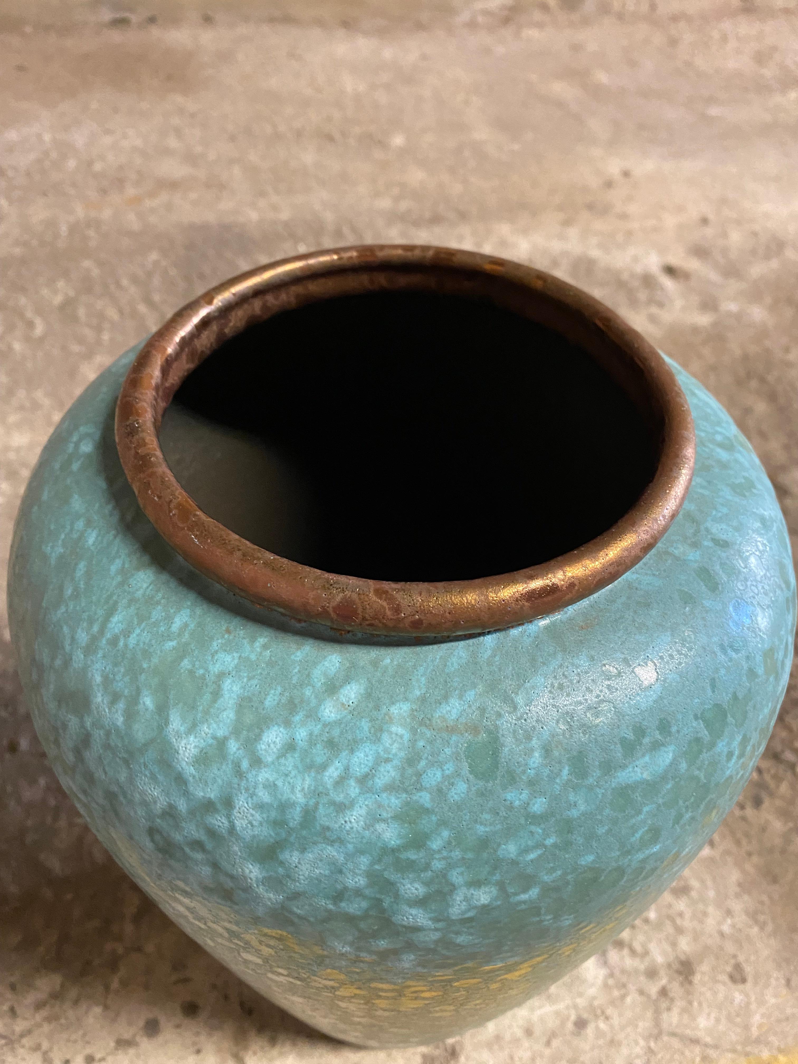 Large Scheurich West Germany Speckled Art Pottery Vase In Good Condition In Garnerville, NY