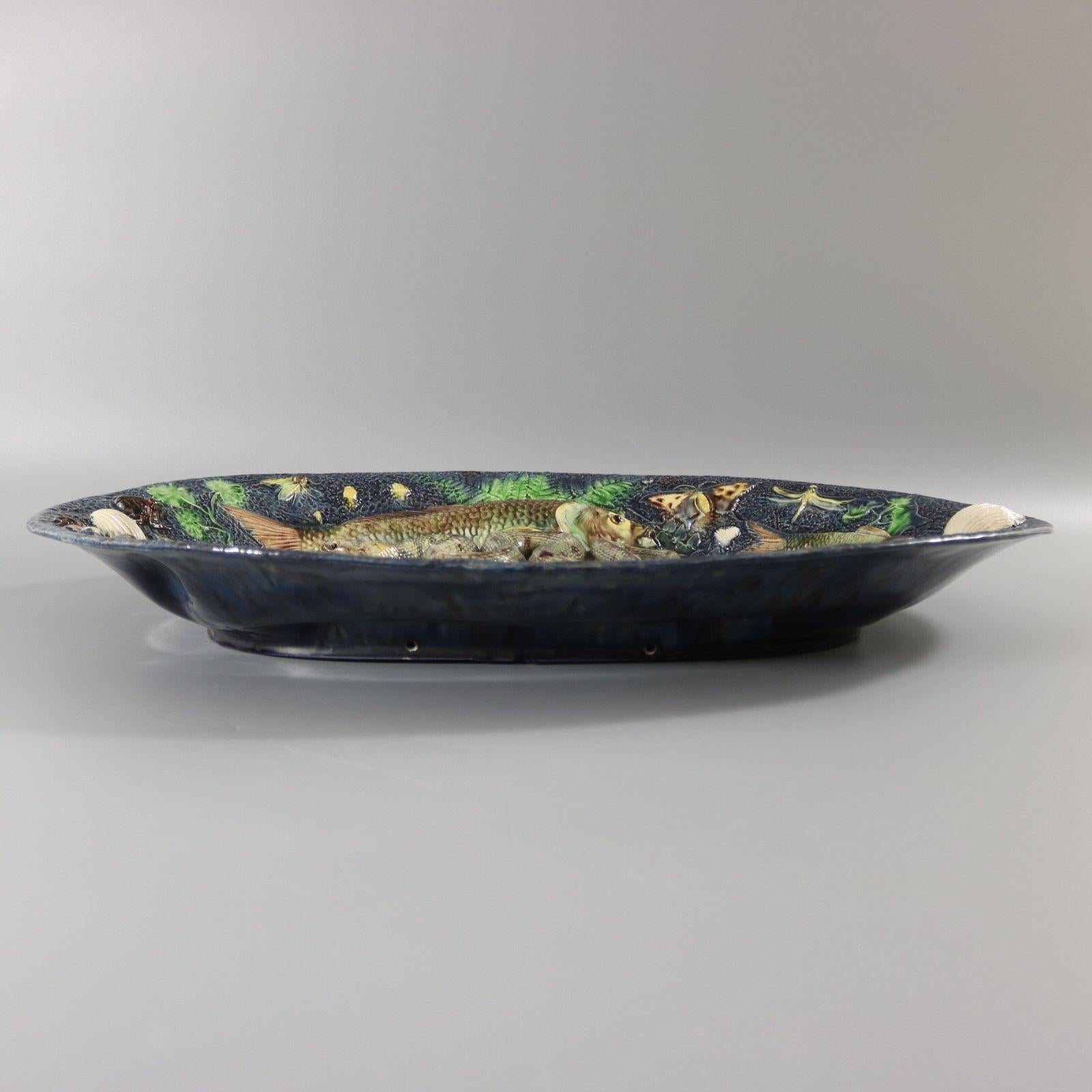 Large School of Paris Palissy Majolica Wall Platter With Snake And Fish For Sale 8