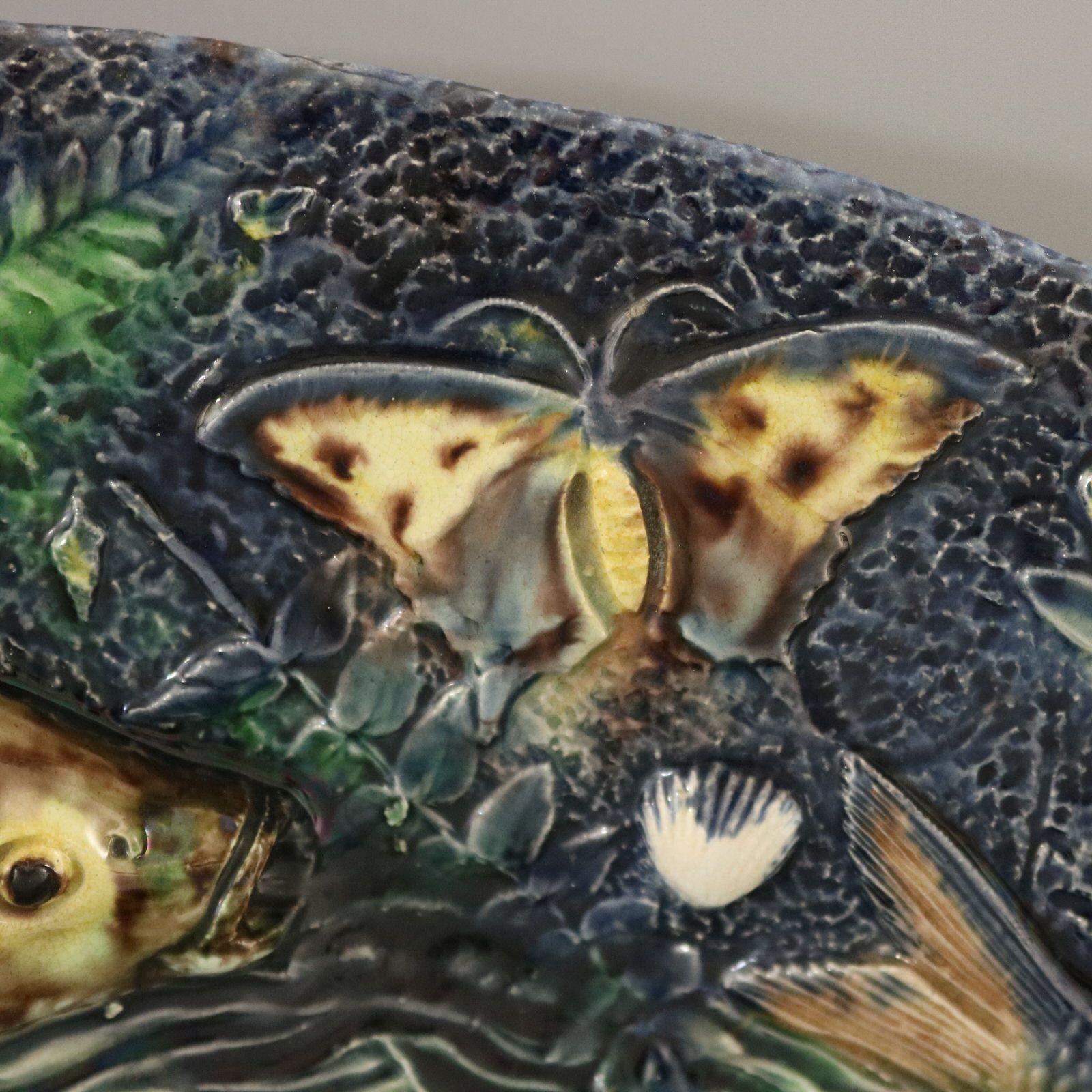 Large School of Paris Palissy Majolica Wall Platter With Snake And Fish For Sale 3