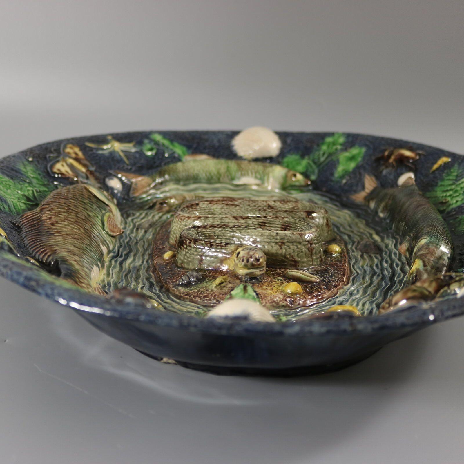 Large School of Paris Palissy Majolica Wall Platter With Snake And Fish For Sale 4
