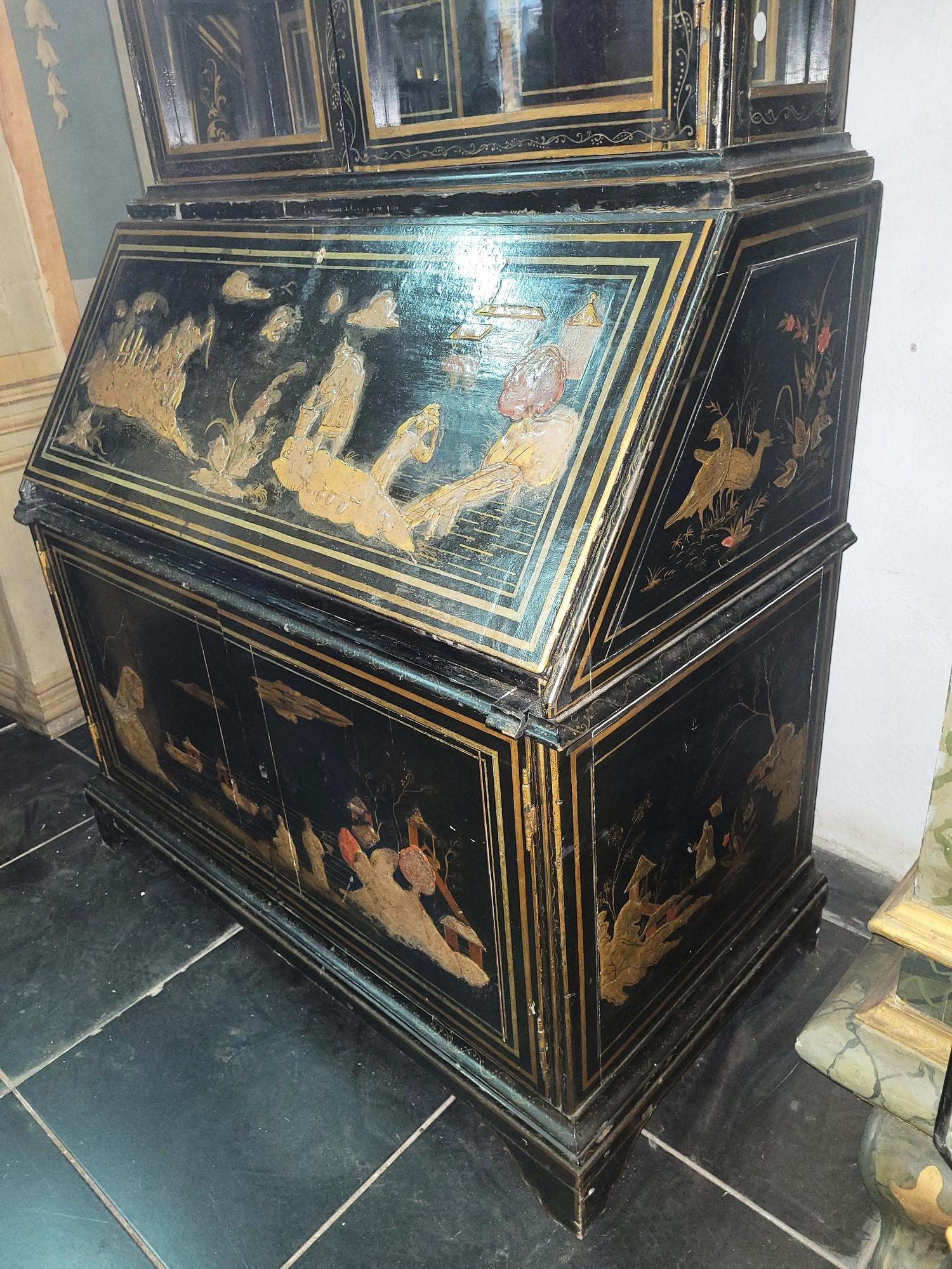 Large Scriban Showcase In Lacquered Wood, Chinoiserie, Late 18th Early 19th Cent For Sale 13