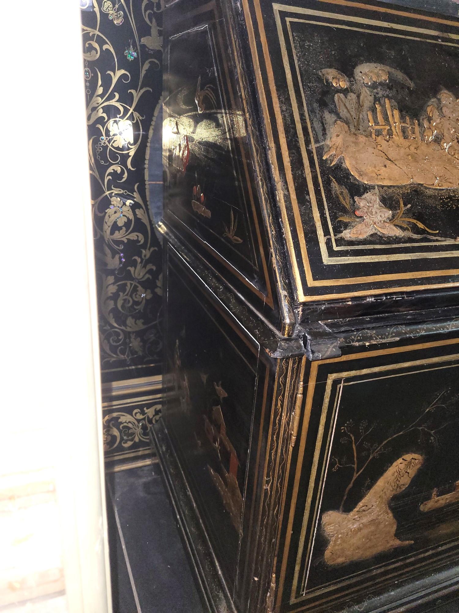 Large Scriban Showcase In Lacquered Wood, Chinoiserie, Late 18th Early 19th Cent For Sale 14