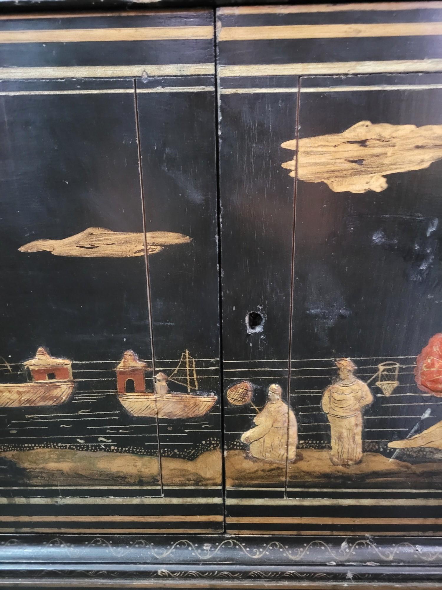 Large Scriban Showcase In Lacquered Wood, Chinoiserie, Late 18th Early 19th Cent For Sale 2