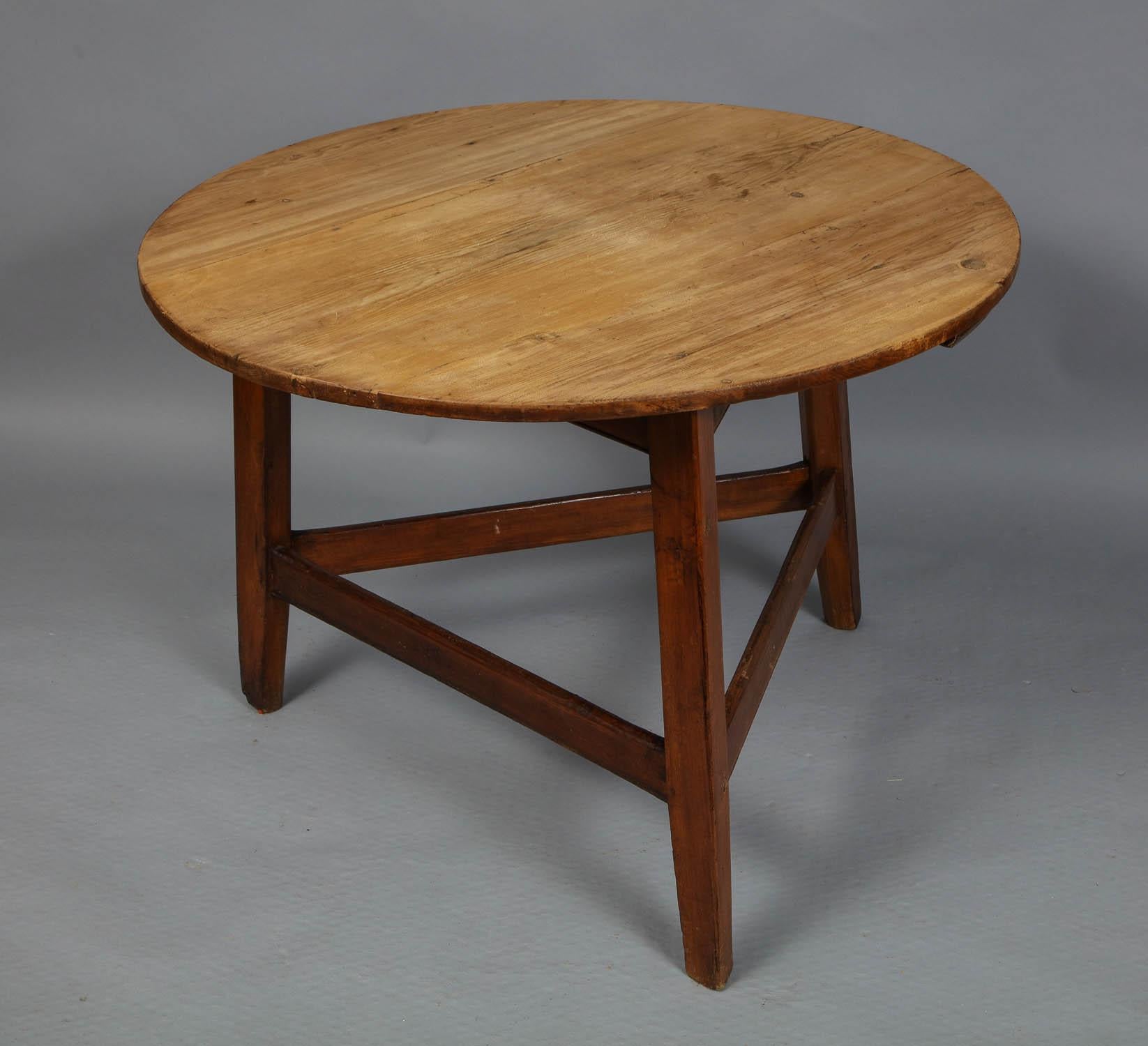 Large Scrubbed Pine and Oak Cricket Table For Sale 3