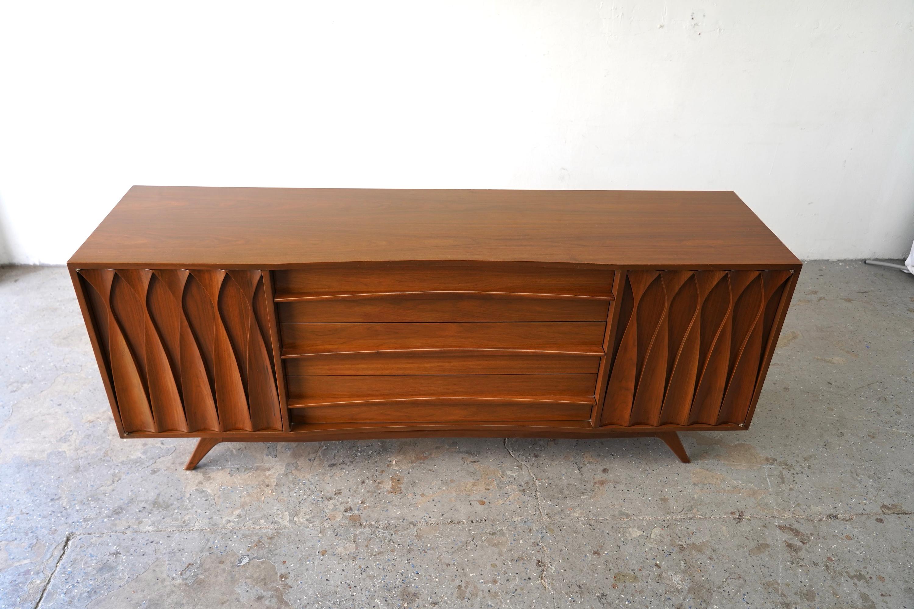 Mid-20th Century Large  Sculpted Walnut Mid-Century Modern Credenza For Sale