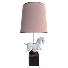 Lámpara de mesa grande con forma de caballo, de cerámica y estilo escultural, estilo «Mid-Century Modern», 33,9 pulgadas.