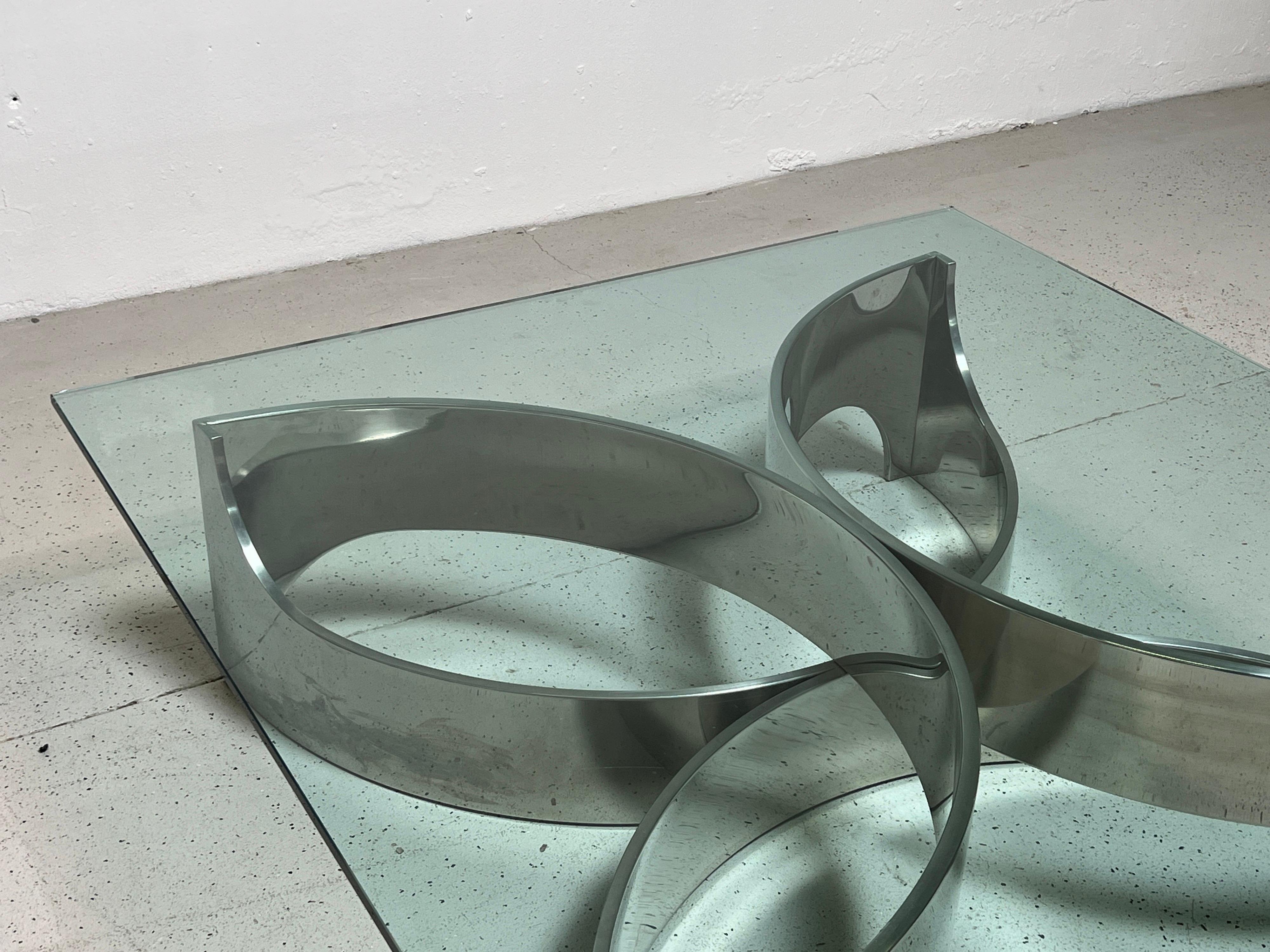 Large Sculptural Chrome Coffee Table  In Good Condition For Sale In Dallas, TX
