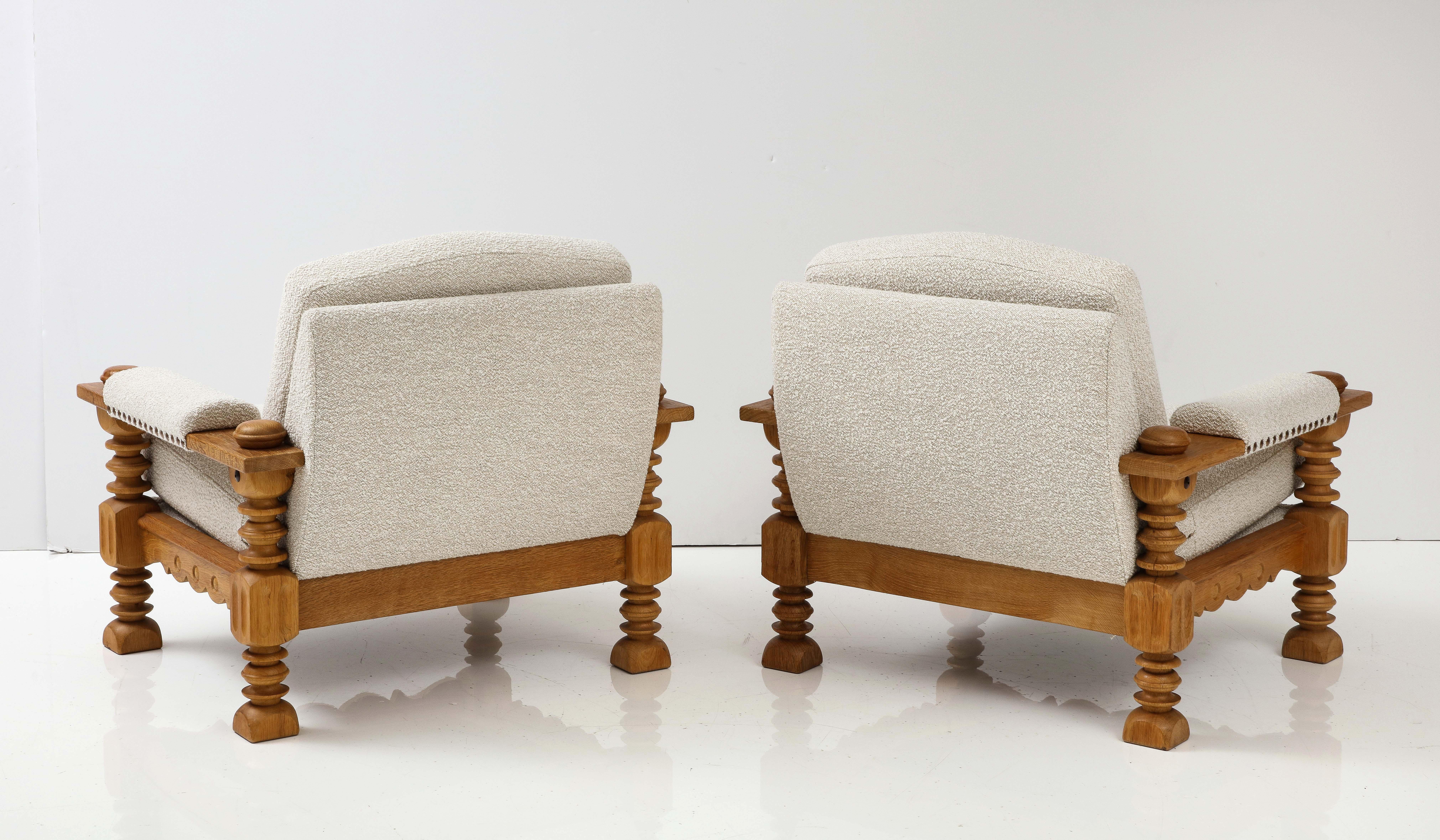 Large Sculptural Danish Oak Mid-Century Lounge Chairs For Sale 1