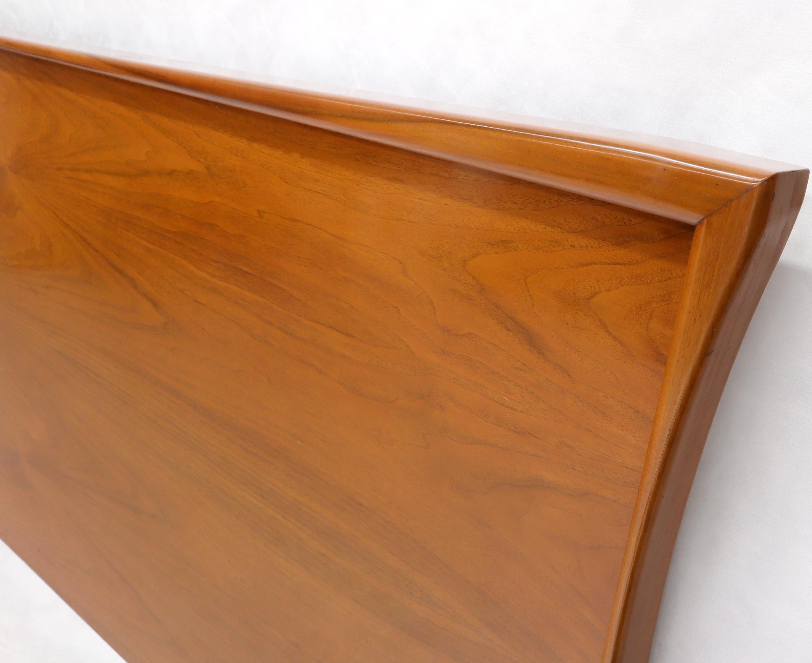 20th Century Large Sculptural Light Mid-Century Modern Walnut King Size Headboard Bed For Sale