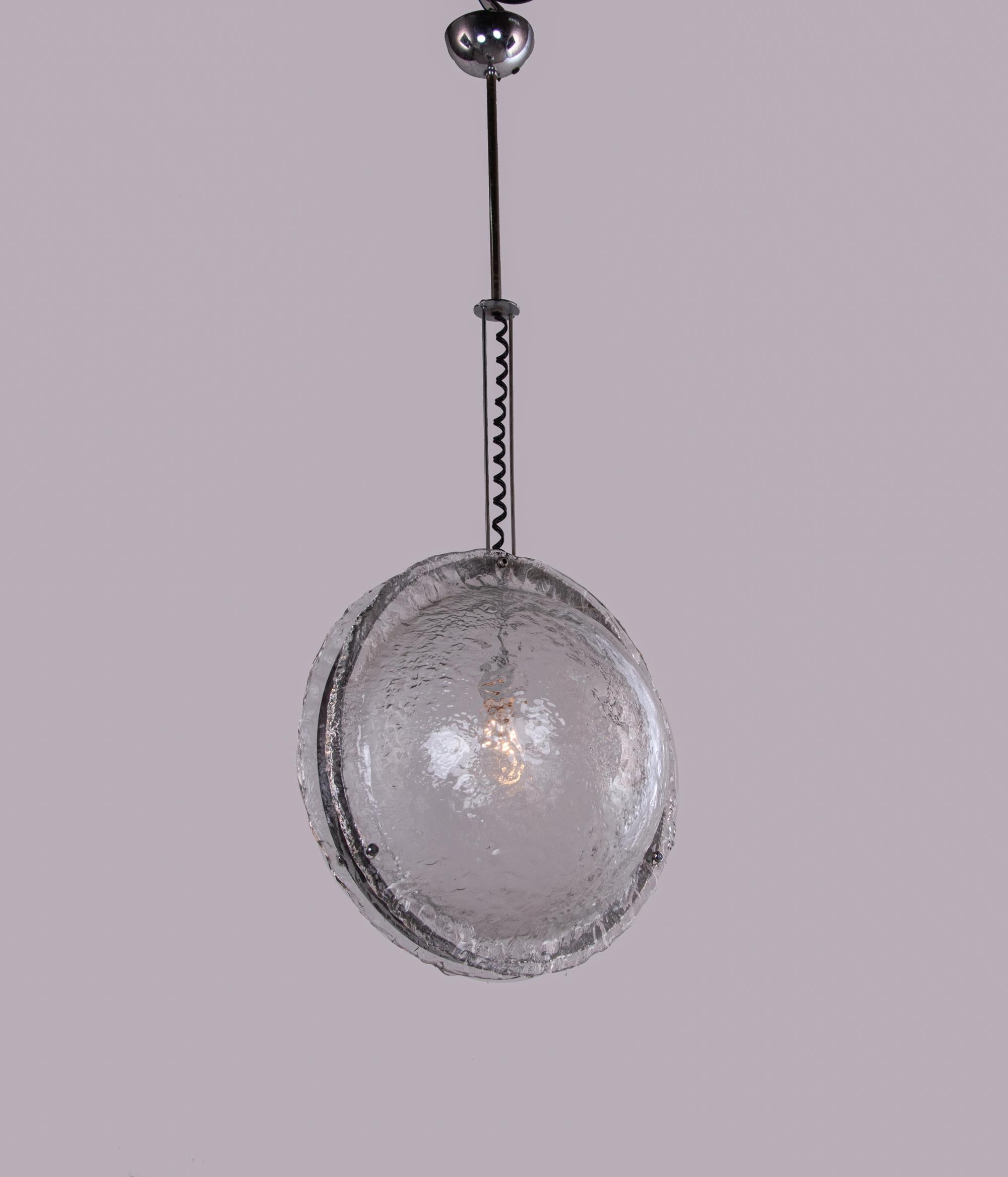 Grande lampe à suspension sculpturale Mazzega en verre de Murano et chrome, Italie, 1970 en vente 3