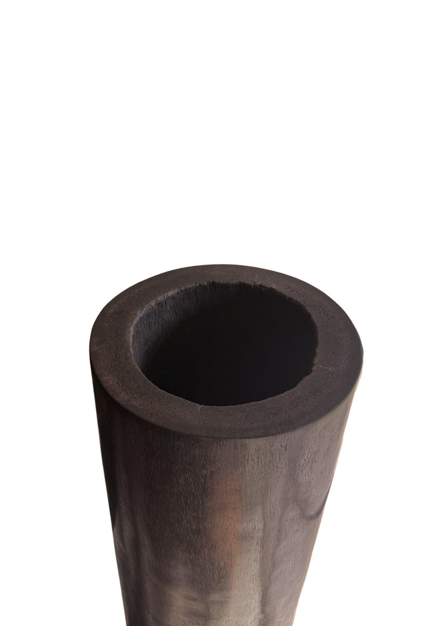 Großes skulpturales Palmenholz-Pflanzgefäß, modern und organisch mit atemberaubenden Holztexturen (Indonesisch) im Angebot