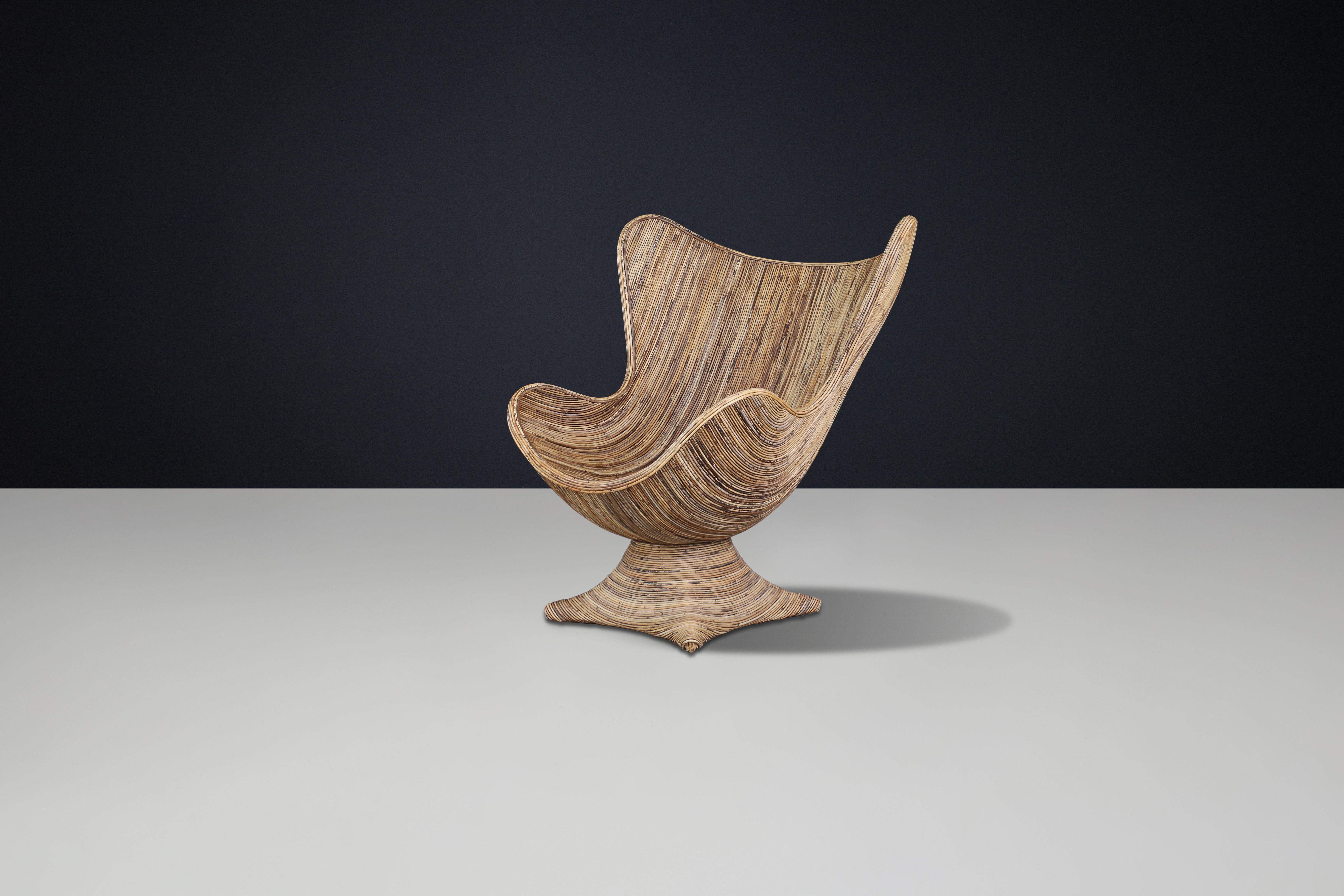 Mid-Century Modern Large Sculptural Rattan Lounge or Egg Chair, Italy, 1980s For Sale