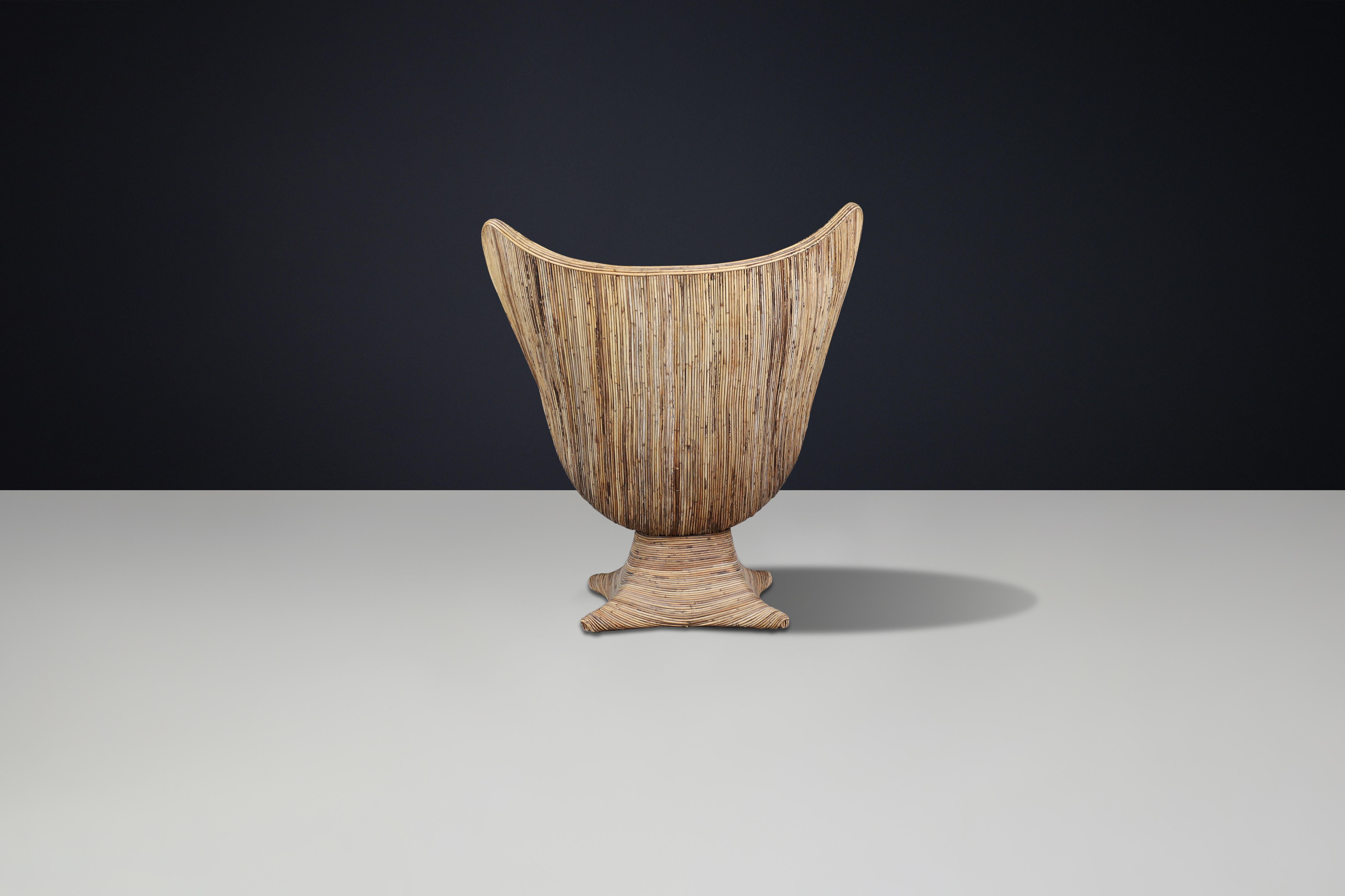 Large Sculptural Rattan Lounge or Egg Chair, Italy, 1980s For Sale 2