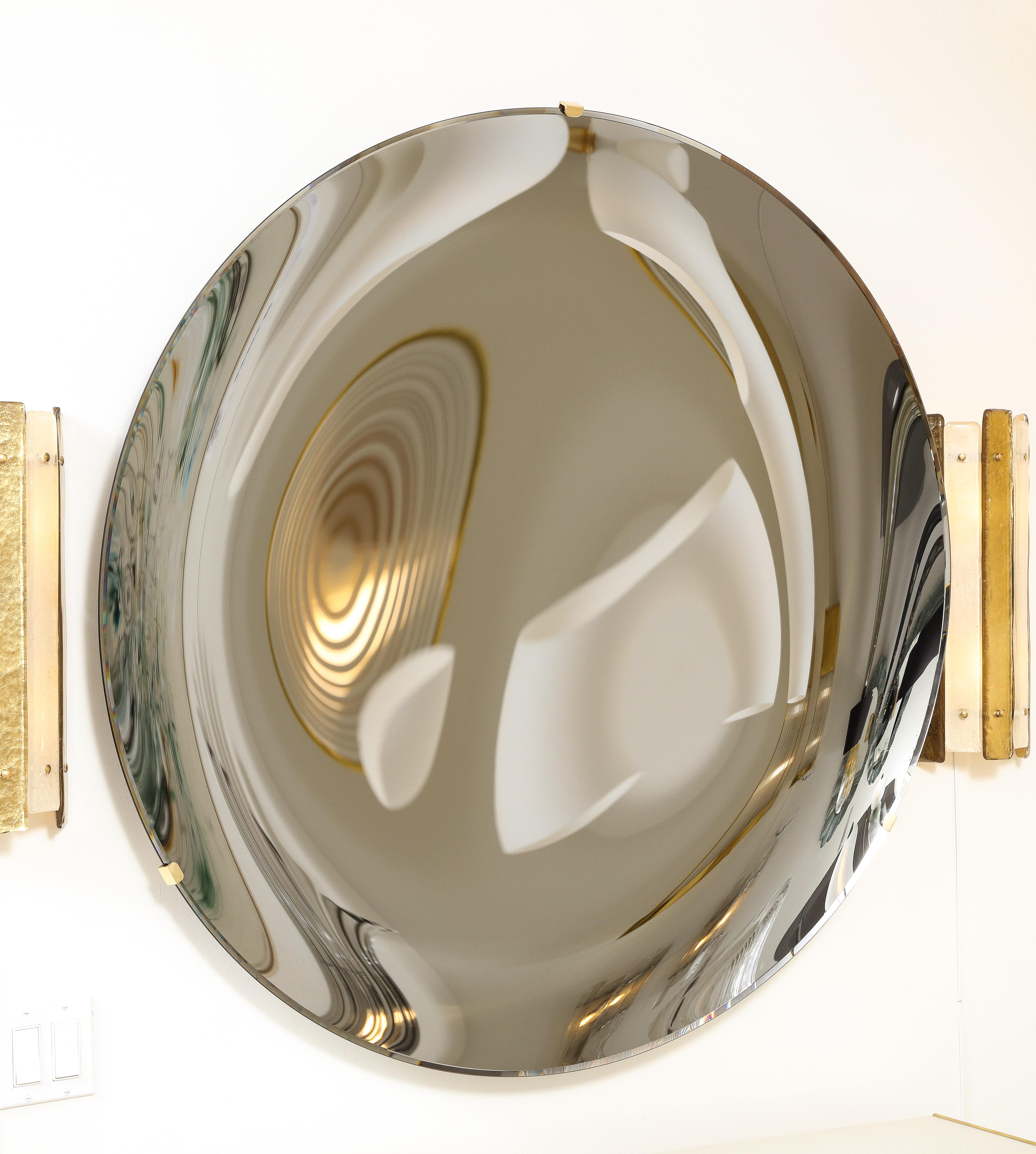 Großer skulpturaler runder konkaver schwarzer Silberspiegel oder Wandspiegel, Italien, 47 Zoll Durchmesser. (21. Jahrhundert und zeitgenössisch) im Angebot