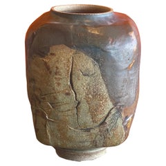 Große skulpturale Studio-Keramik-Vase von Joel Edwards