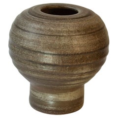 Grands vases sculpturaux en céramique de Studio dans des tons naturels