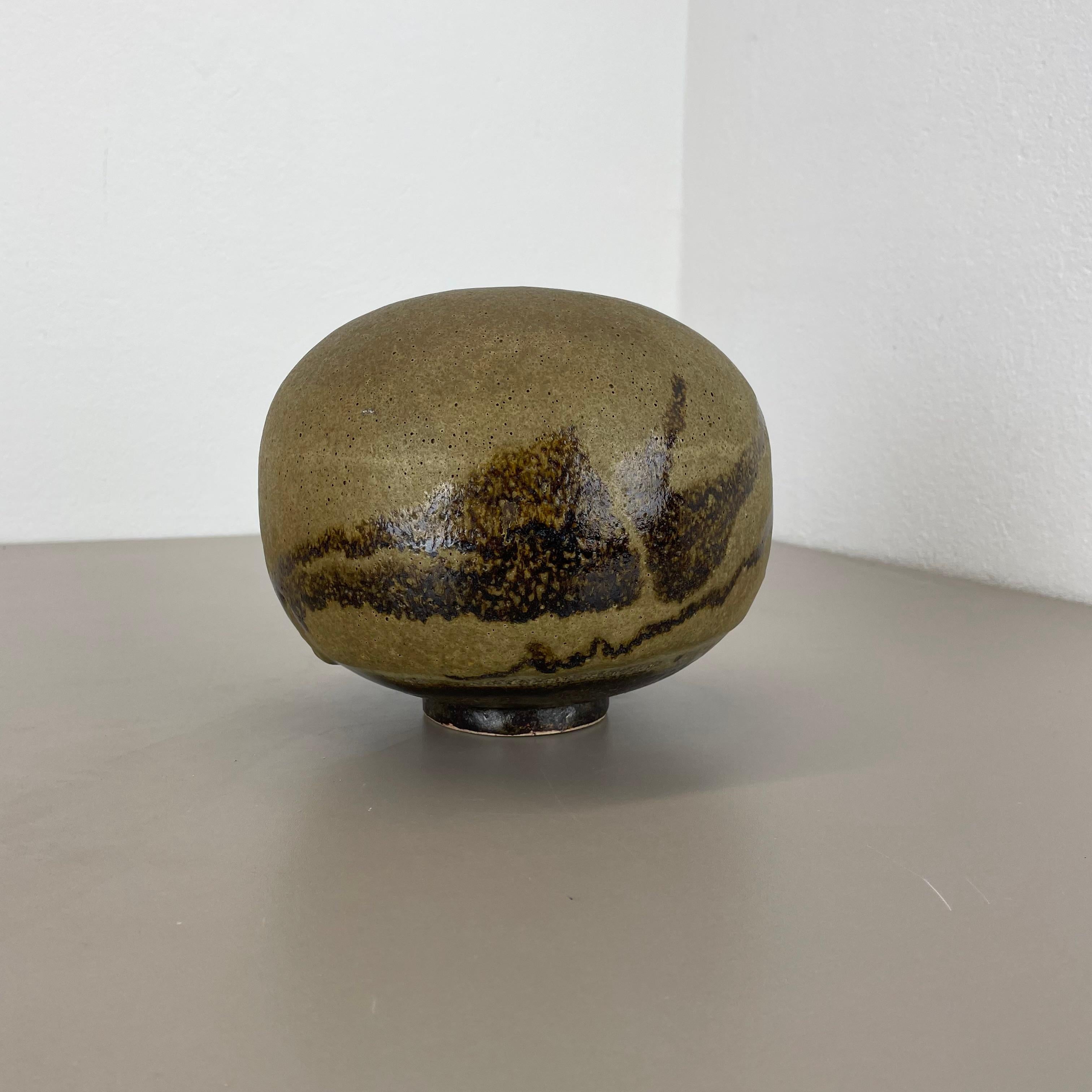 Large Sculptural Studio Pottery Vase Object by Dieter Crumbiegel, Germany, 1980s For Sale 1