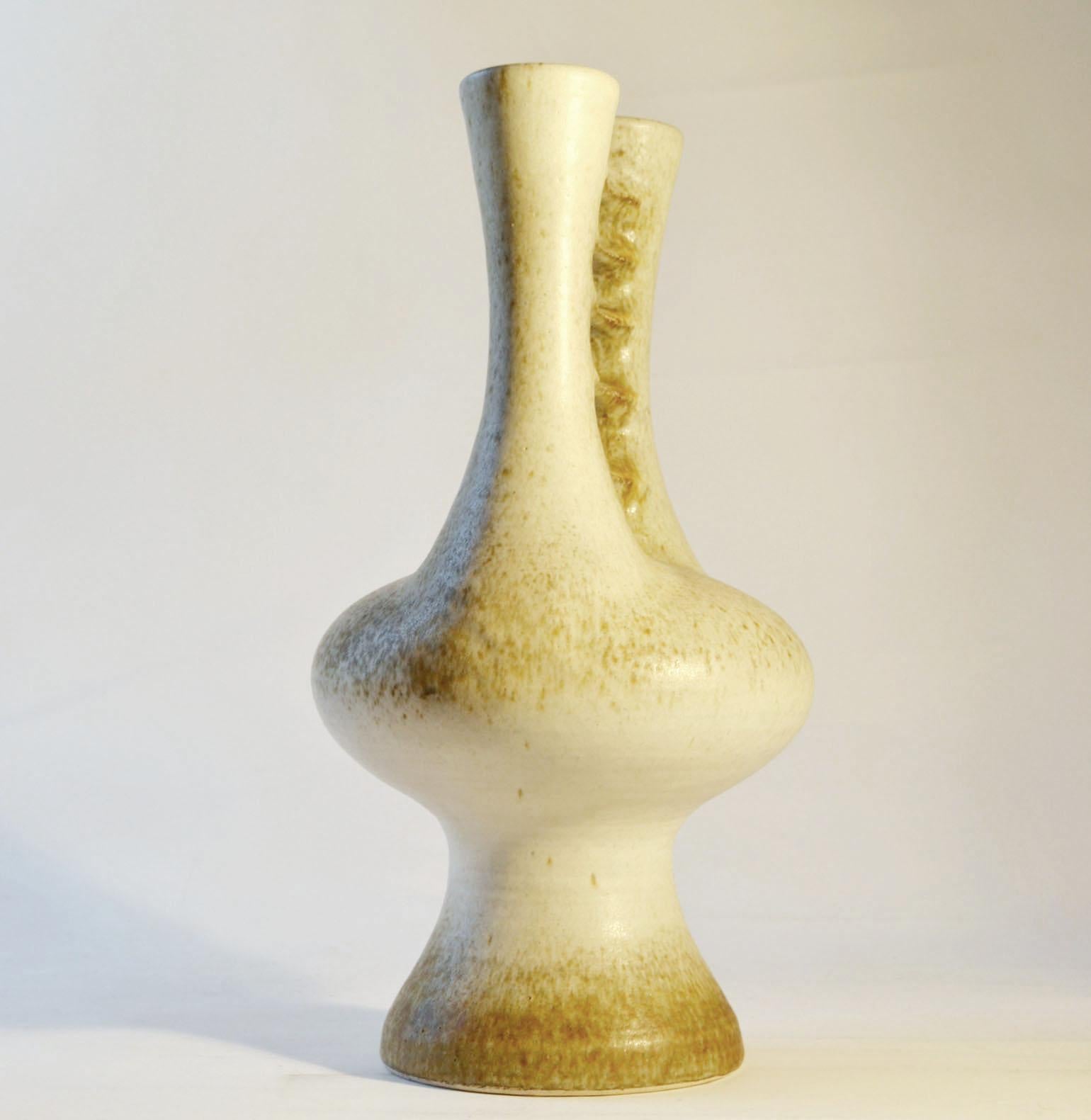 Large Sculptural Studio Pottery Vase with Double Neck In Excellent Condition For Sale In London, GB
