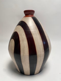 Grande vaso scultoreo "Causucanas" di Ernesto Sanchez