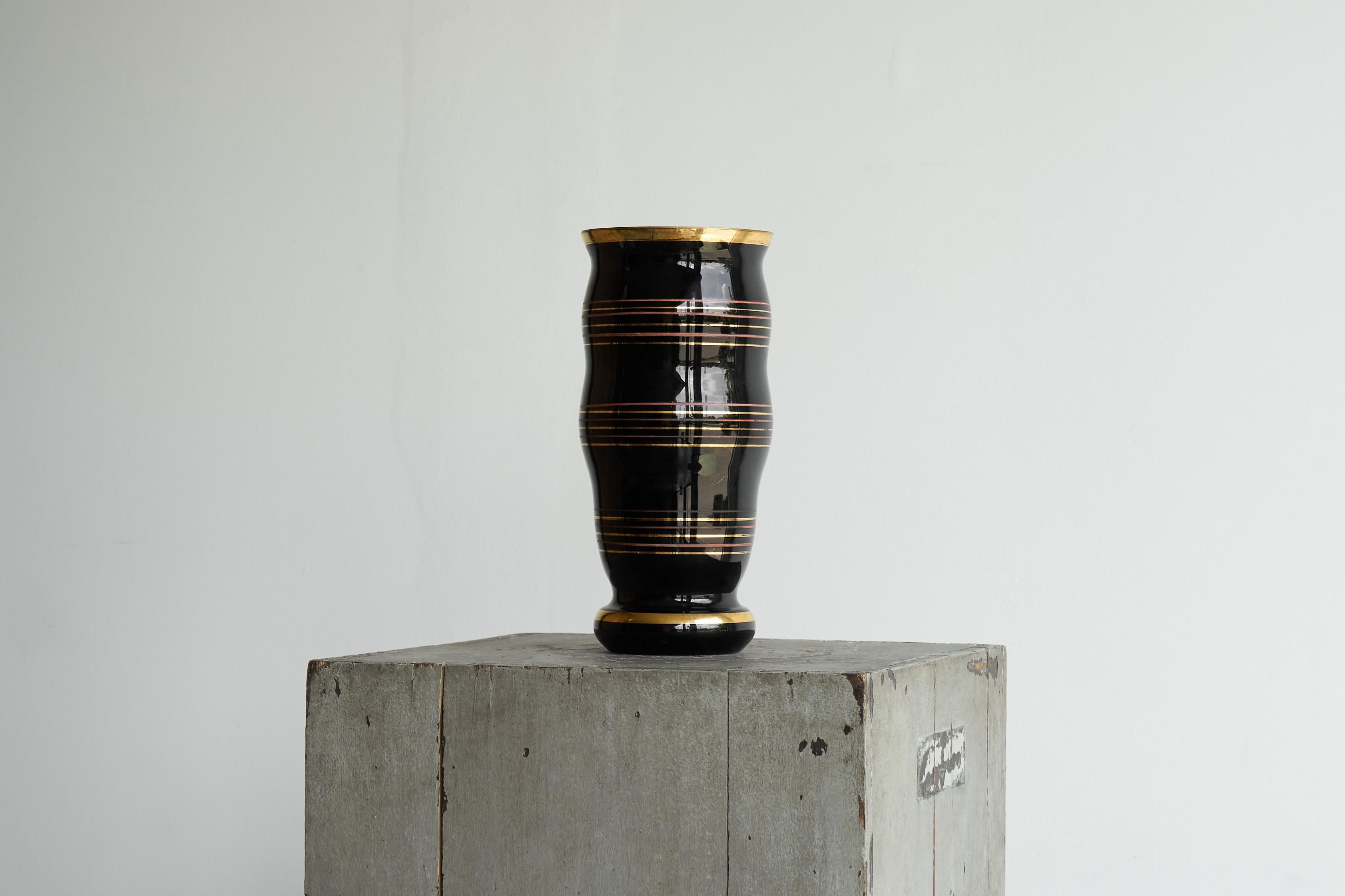 Belga Grande vaso scultoreo in vetro artistico Belgio anni '40 in vendita