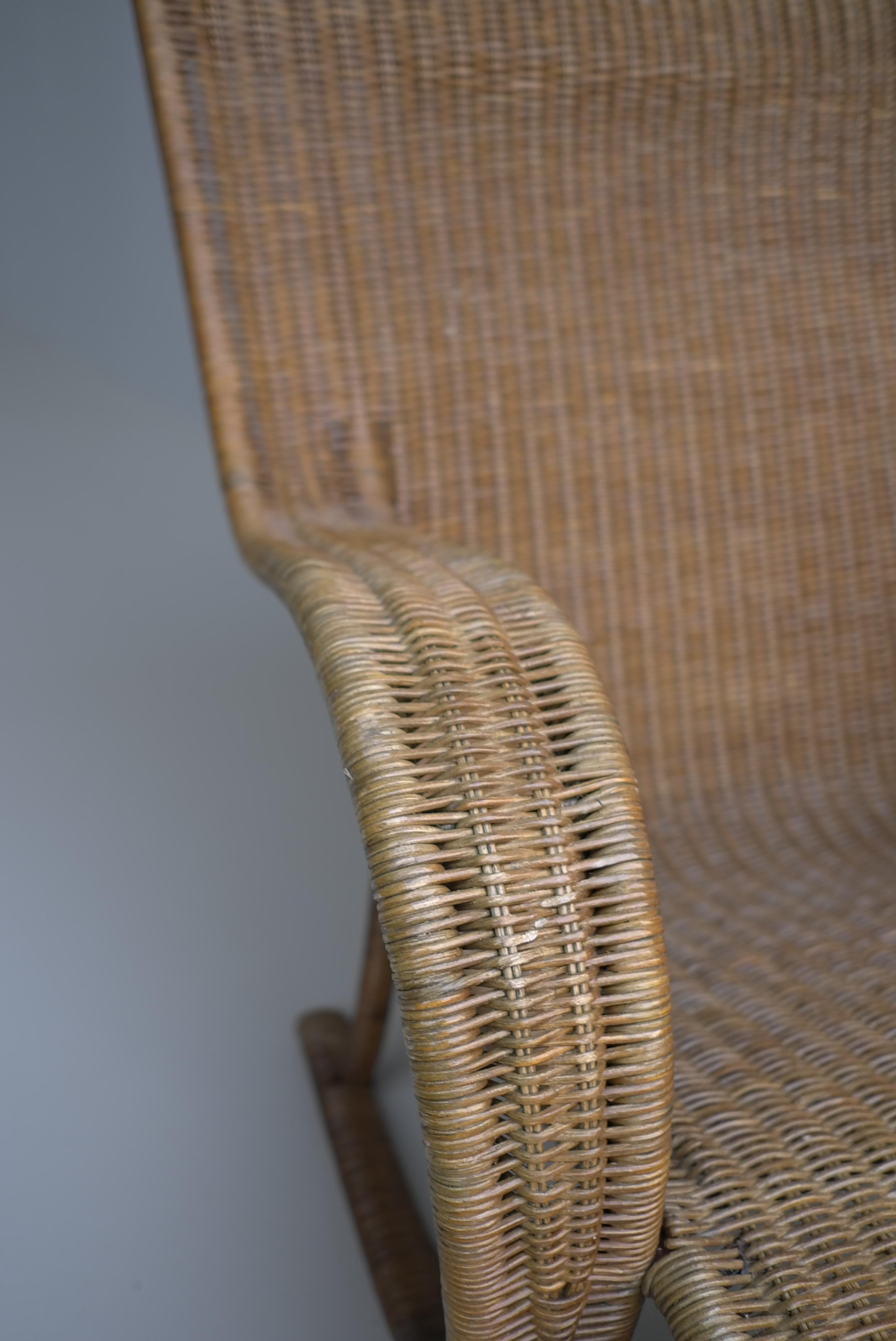 Large Sculptural Wicker Lounge Chair, France circa 1970 For Sale 7