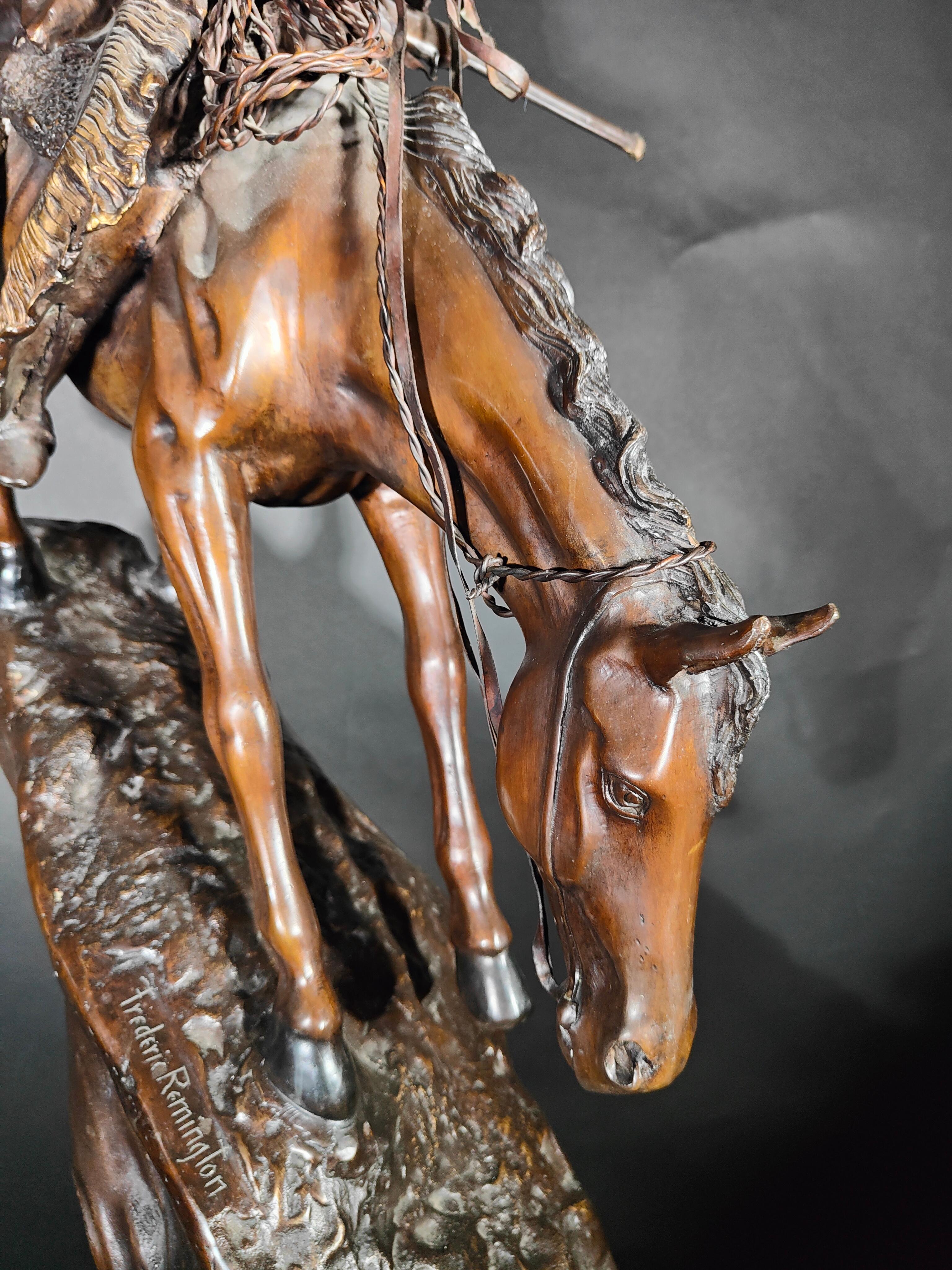 Grande sculpture de Frederic Remington en vente 3