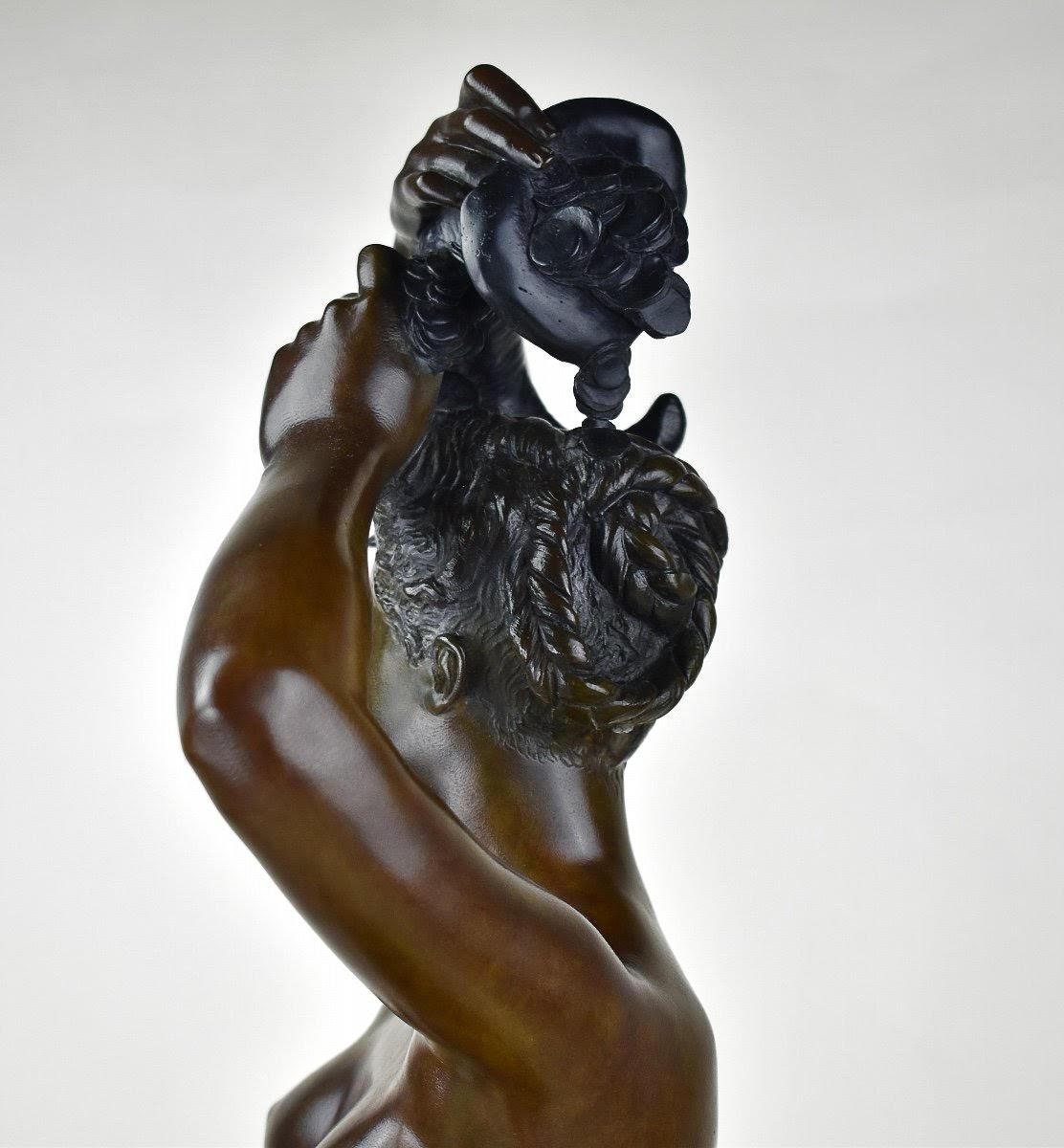 Bronzo Grande scultura in bronzo patinato di Louis Julien Franceschi, XIX secolo. in vendita