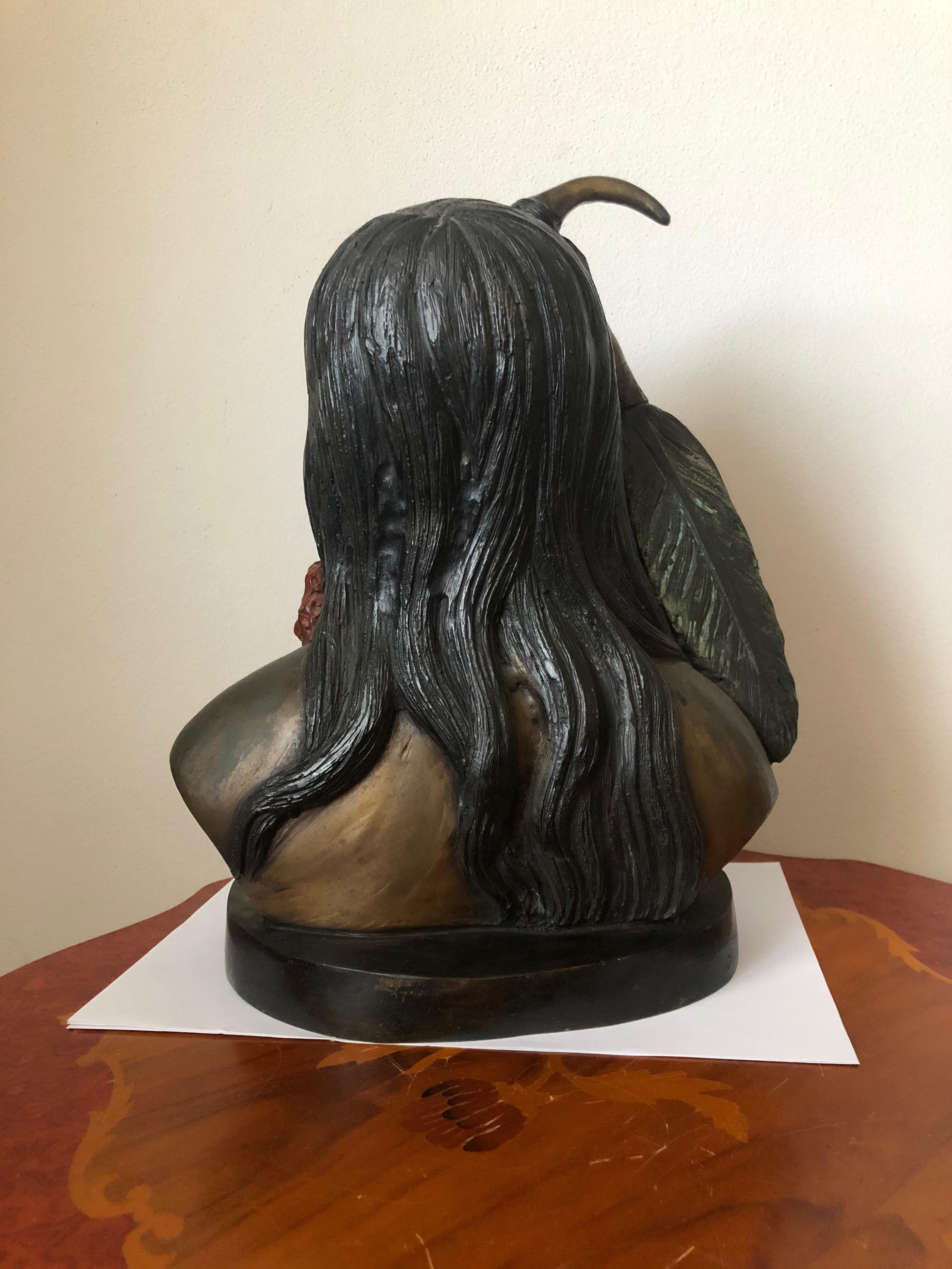 Britannique Grande sculpture d'un visage d'indien américain en vente