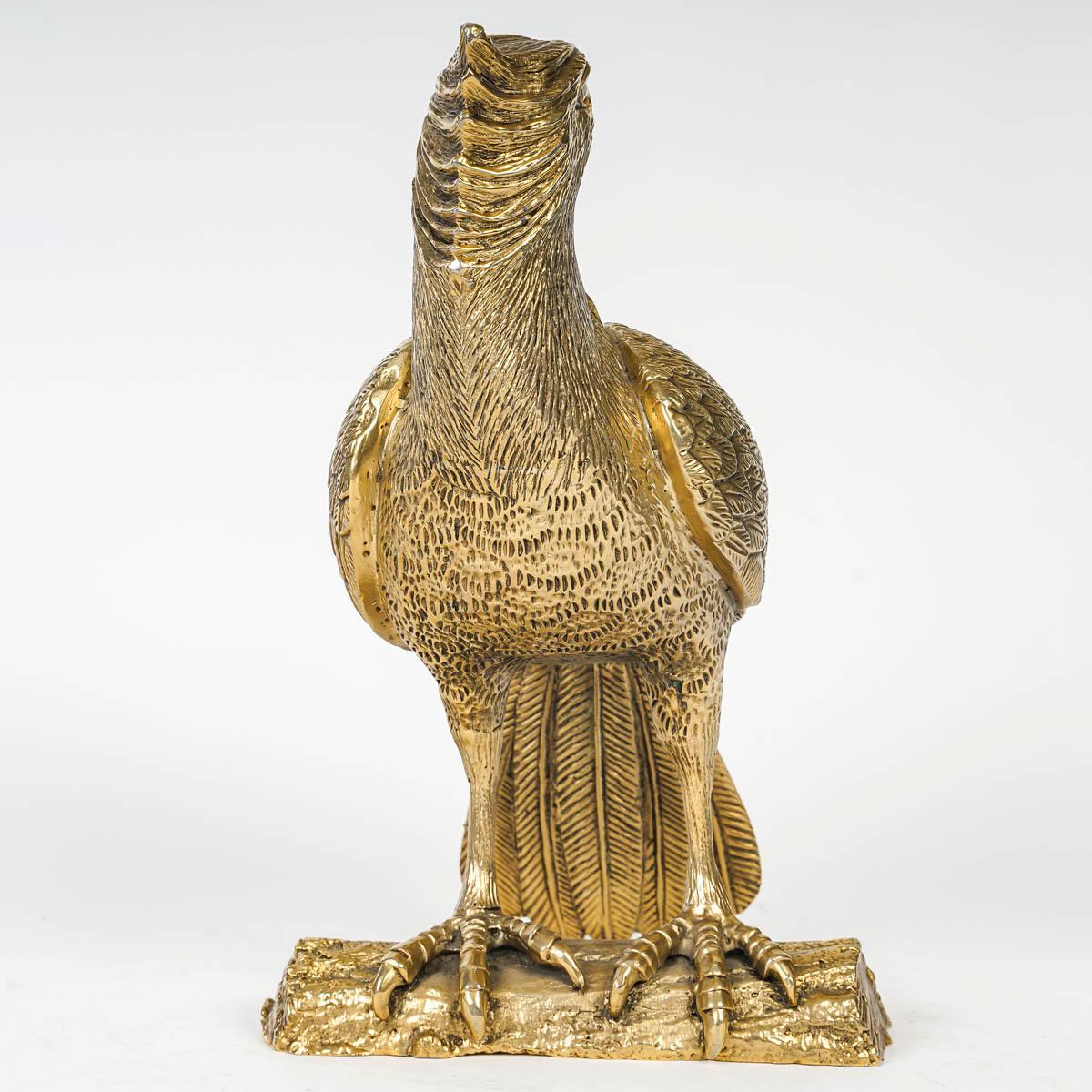 Plaqué argent Grande sculpture d'aigle en métal argenté, 20e siècle. en vente
