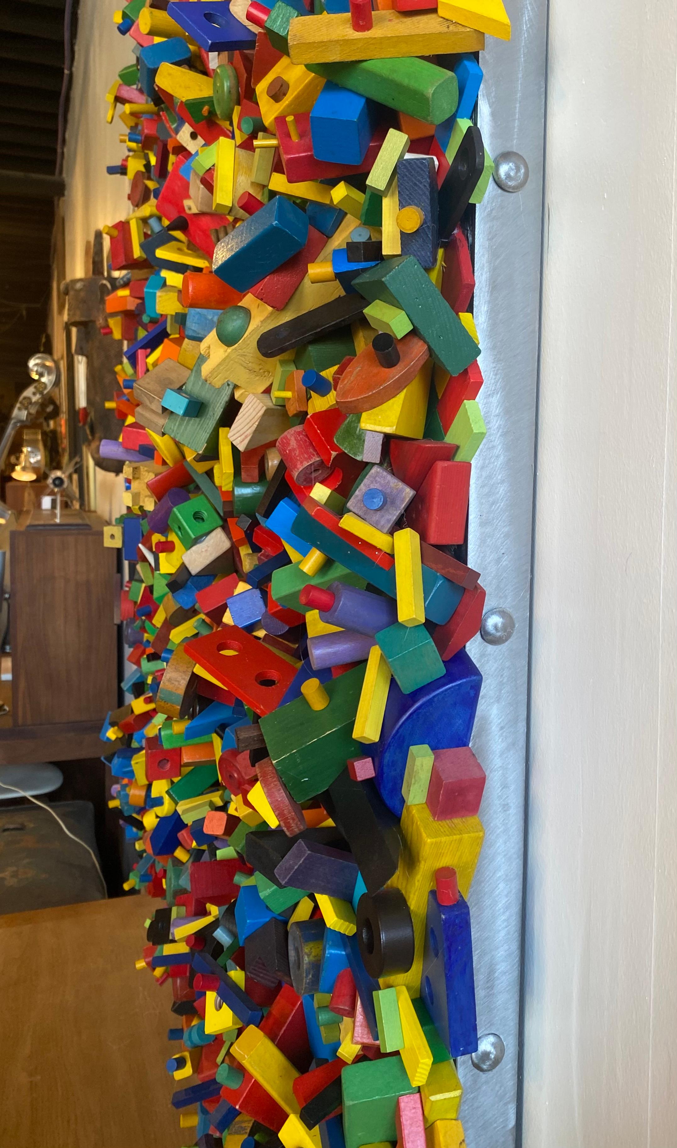 Gran escultura / colgante de pared titulado 