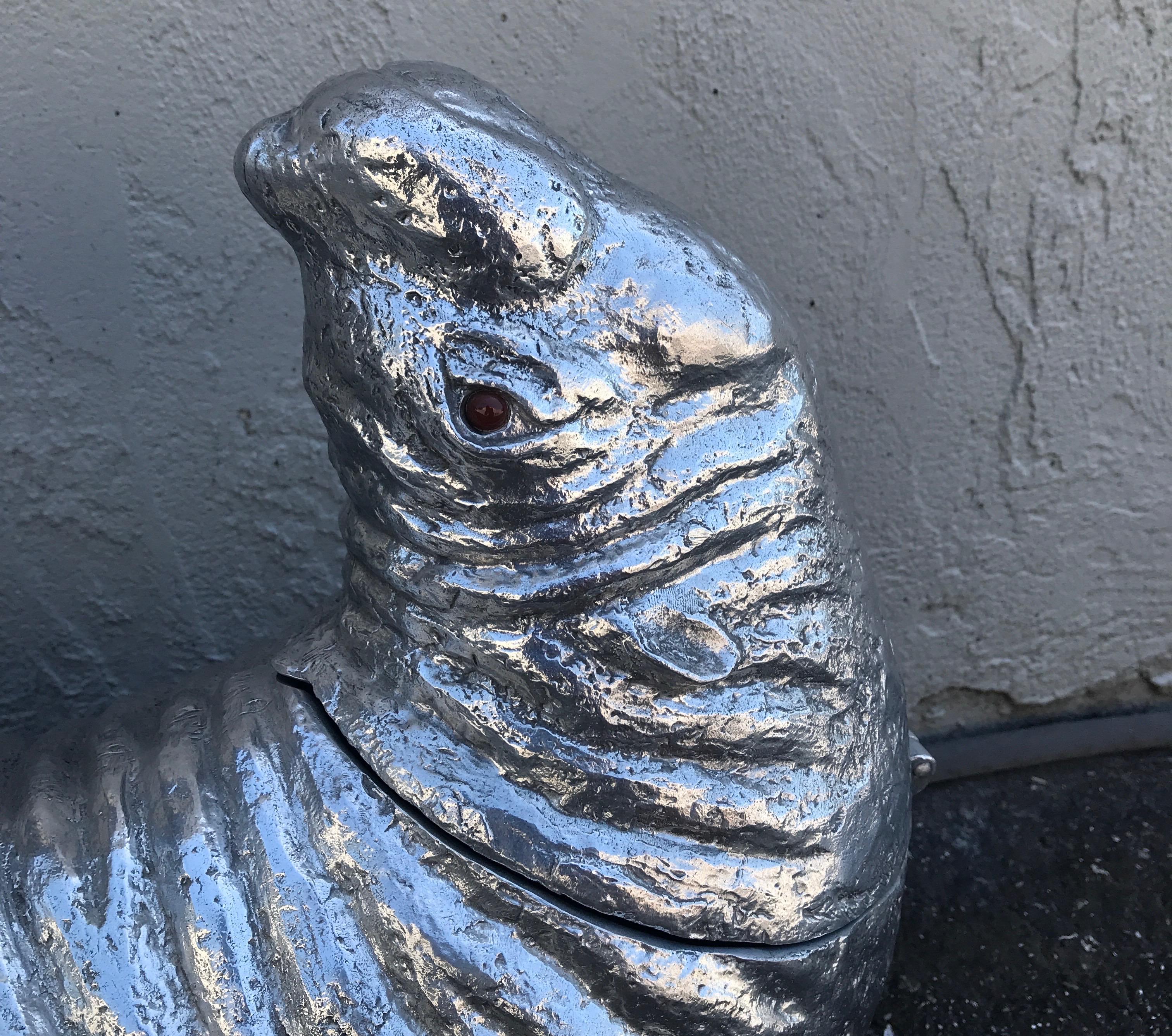 Large Sea Lion Cooler/ Ice Bucket by Arthur Court In Good Condition For Sale In West Palm Beach, FL