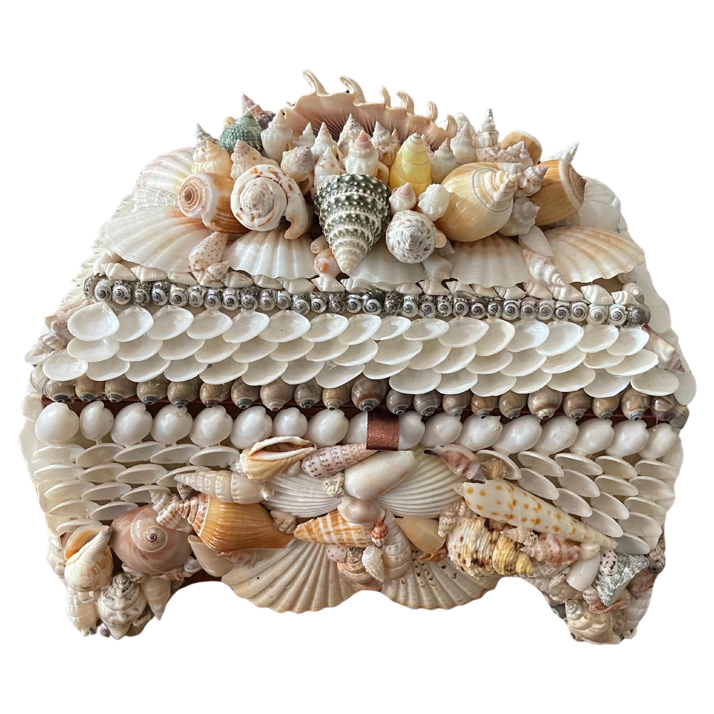 Caja del Tesoro para Joyas con Incrustaciones de Conchas de Mar Estilo Redmile