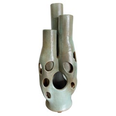 Gran Jarrón Escultura de Cerámica de Estudio Modernista Biomórfica Verde Espuma Vintage