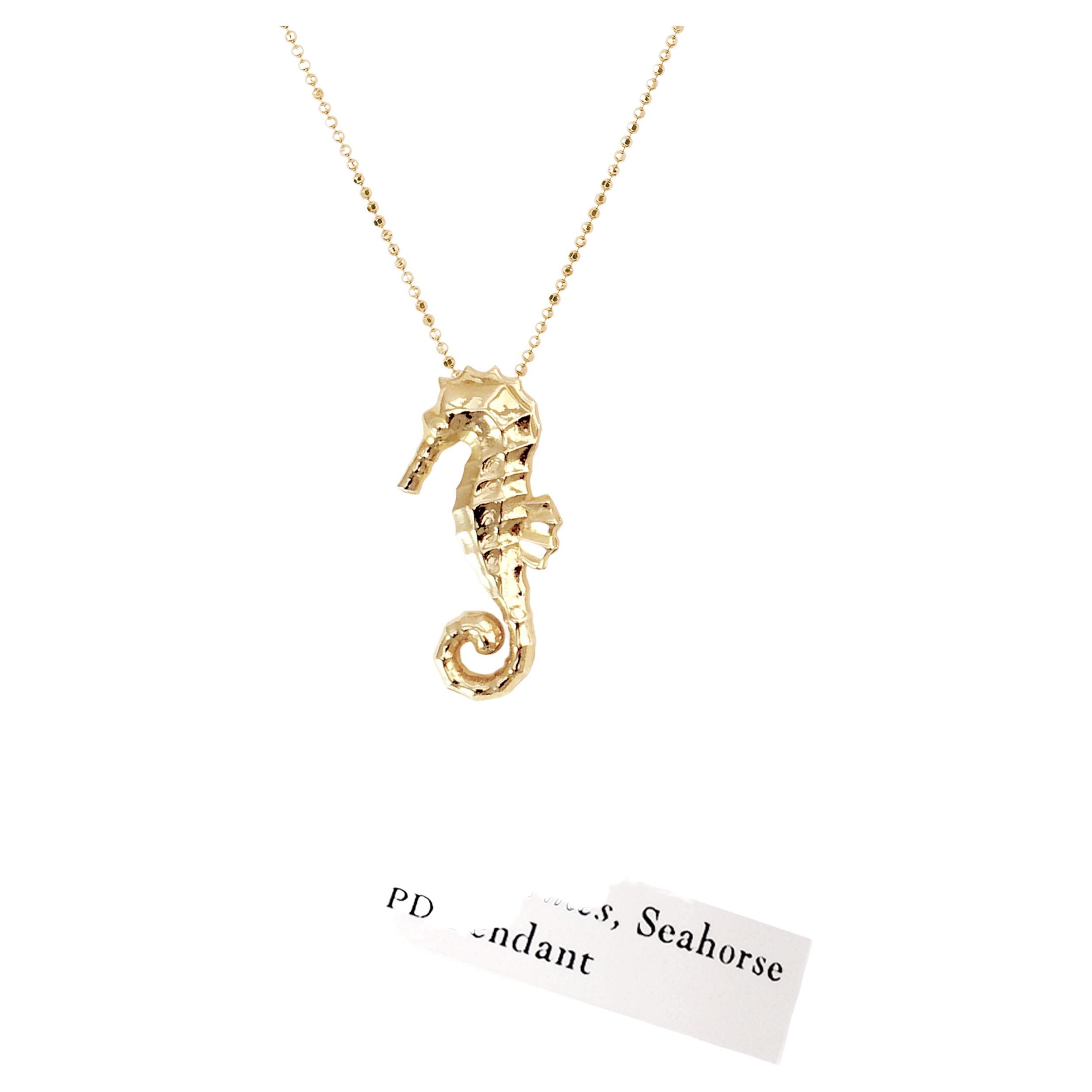 JHERWITT Solid 14k Yellow Gold Large Seahorse Pendant Necklace For Sale