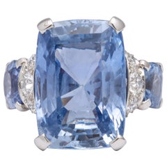 Grande bague en or avec diamants Ceylan Sapphire non chauffé et taille coussin Seaman Schepps