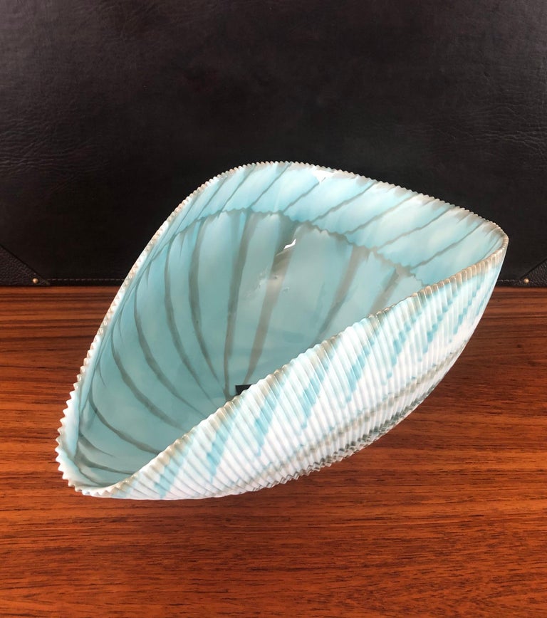 Large "Seashell" Shaped Centerpiece Bowl by Yalos for Murano Glass at