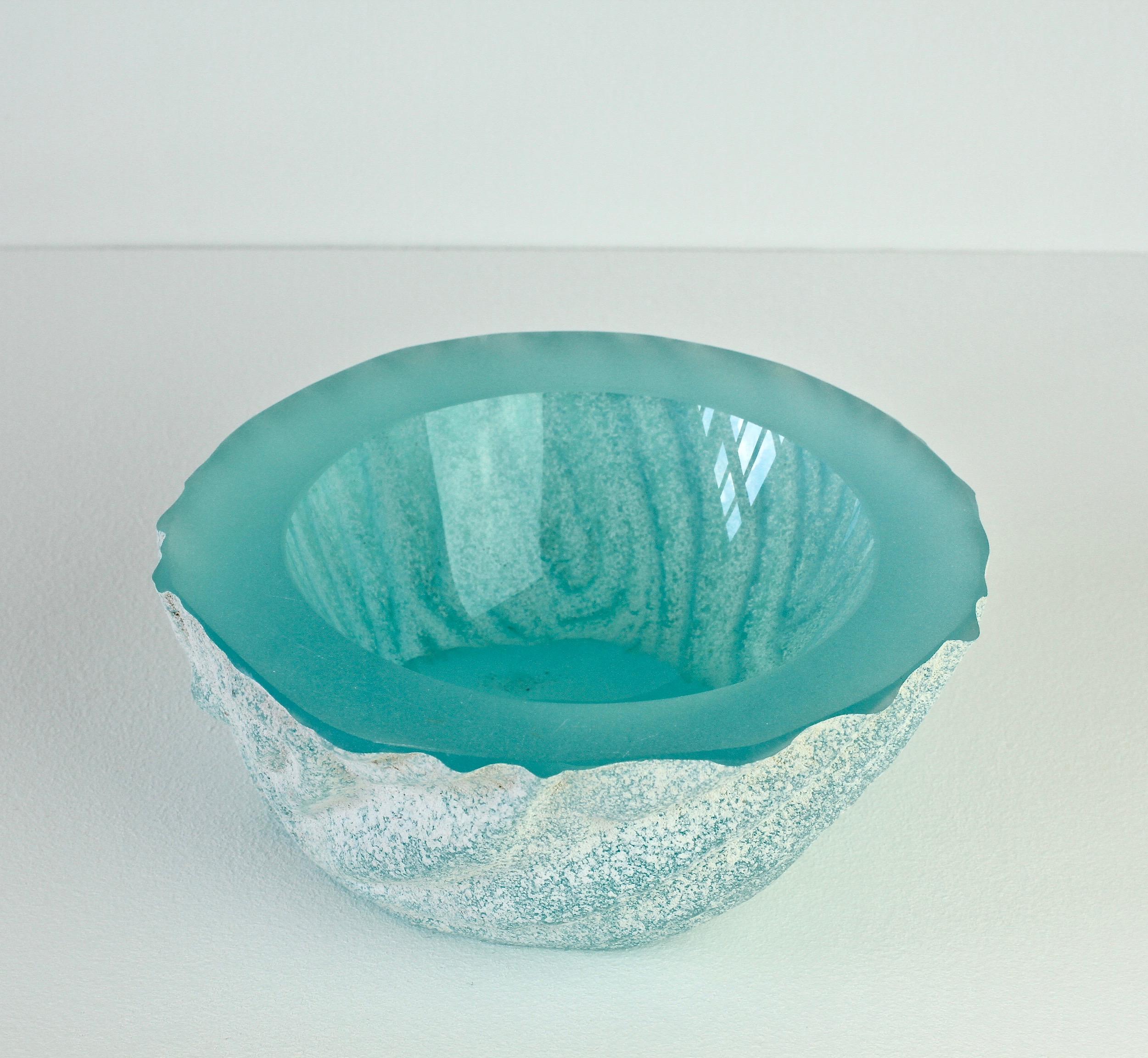 Large Seguso Blue 'a Scavo' Murano Glass Bowl Attributed to Maurizio Albarelli 5