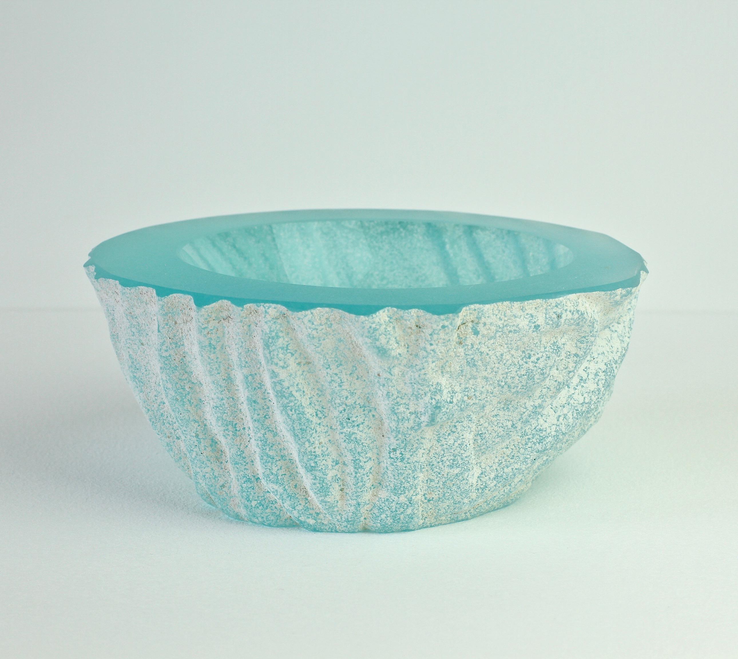 Mid-Century Modern Large Seguso Blue 'a Scavo' Murano Glass Bowl Attributed to Maurizio Albarelli