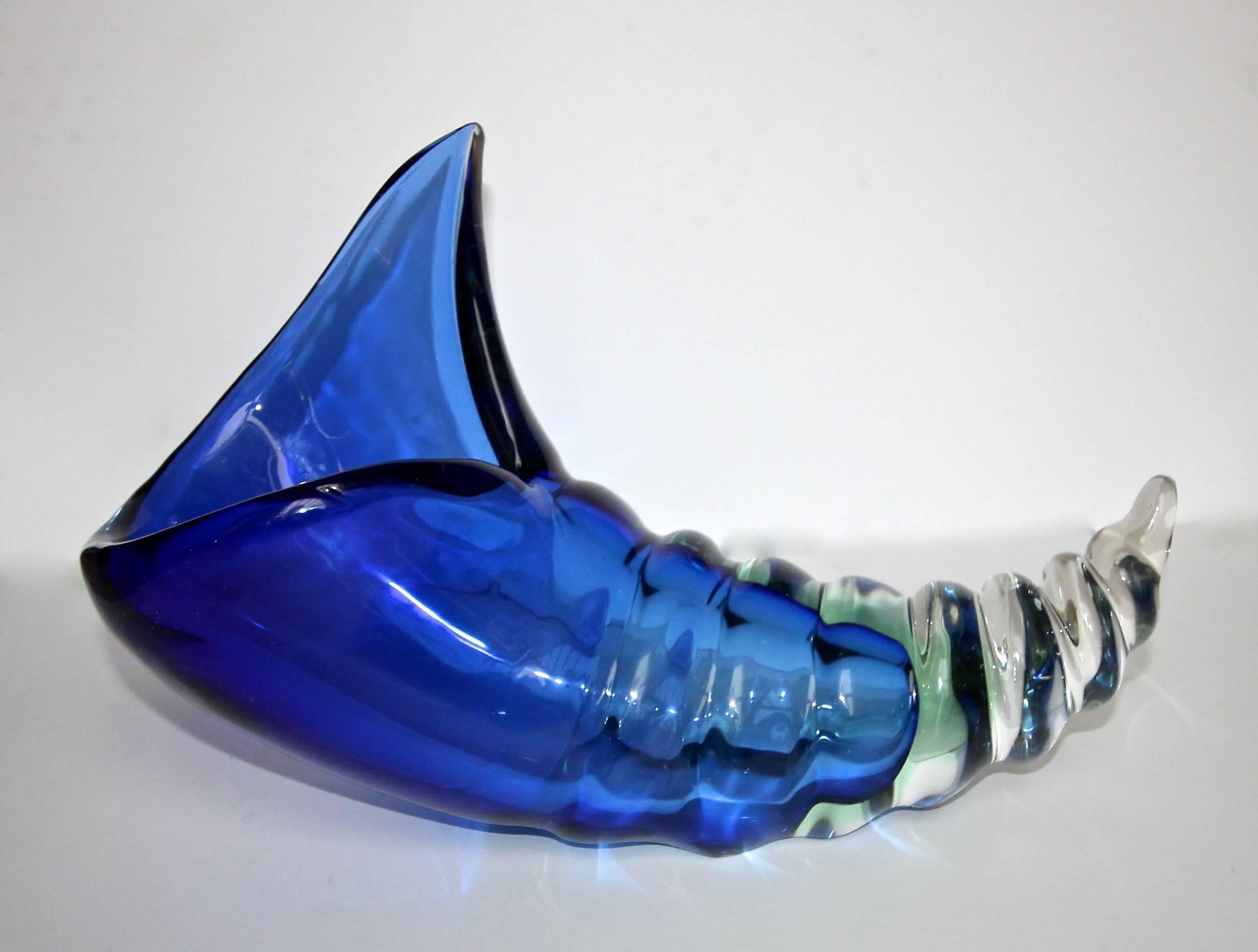Large Seguso Murano Blue Conch Seashell Centerpiece Bowl For Sale 2