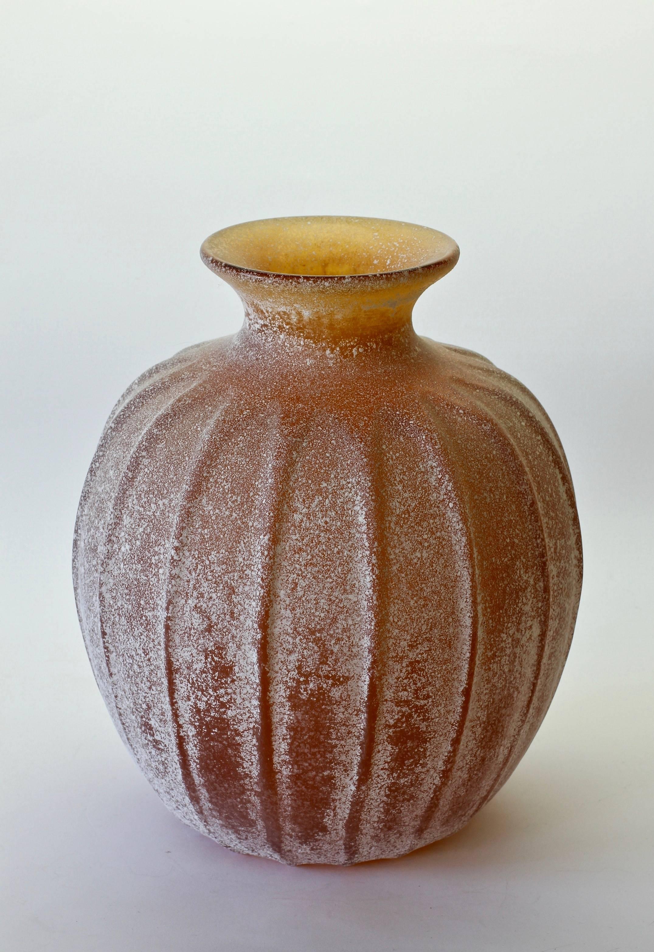 Large Seguso Vetri d'Arte Amber 'a Scavo' Murano Glass Vase or Vessel 1