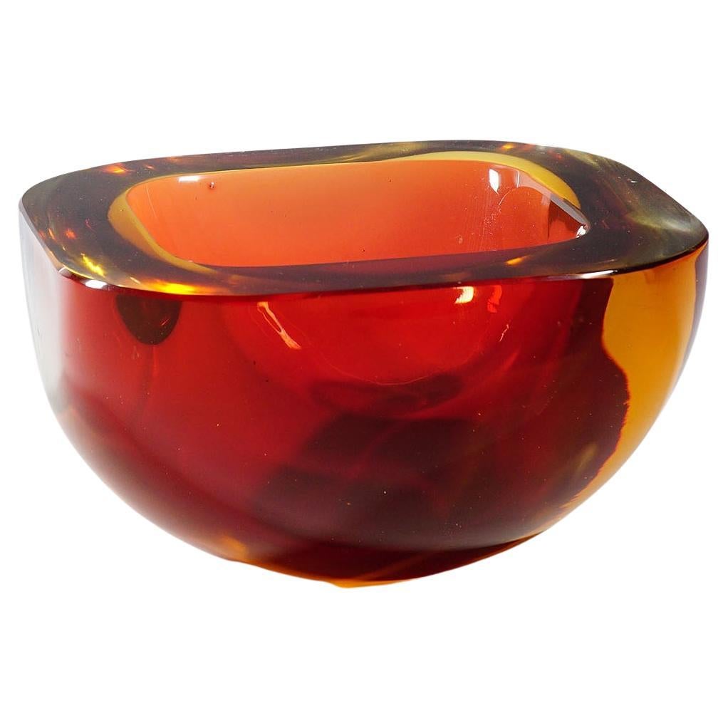 Large Seguso Vetri d'Arte 'Attributed.' Sommerso Murano Art Glass Bowl