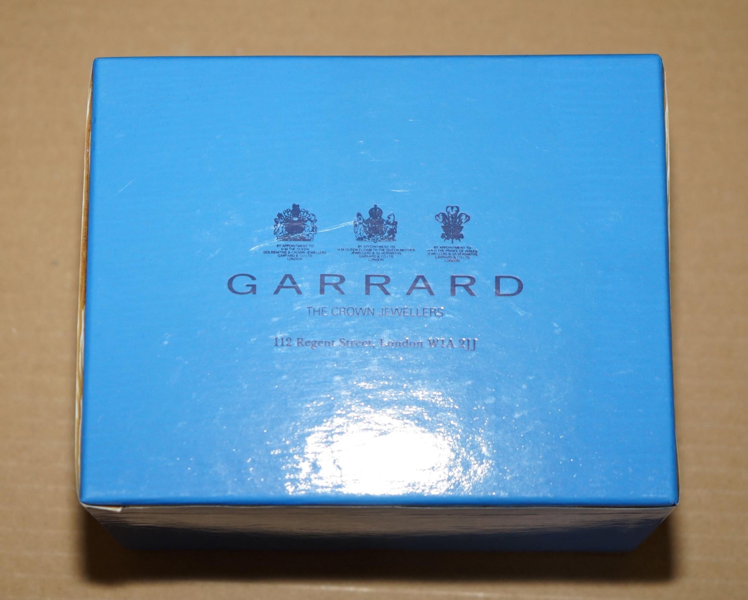 Grande sélection de boîtes de stockage d'antiquités et d'objets anciens d'ARTISANAT GARRARD & CO Bon état - En vente à West Sussex, Pulborough