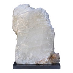 Gran Losa de Cristal de Selenita con Cuarzo Mandarina sobre Base de Lucita